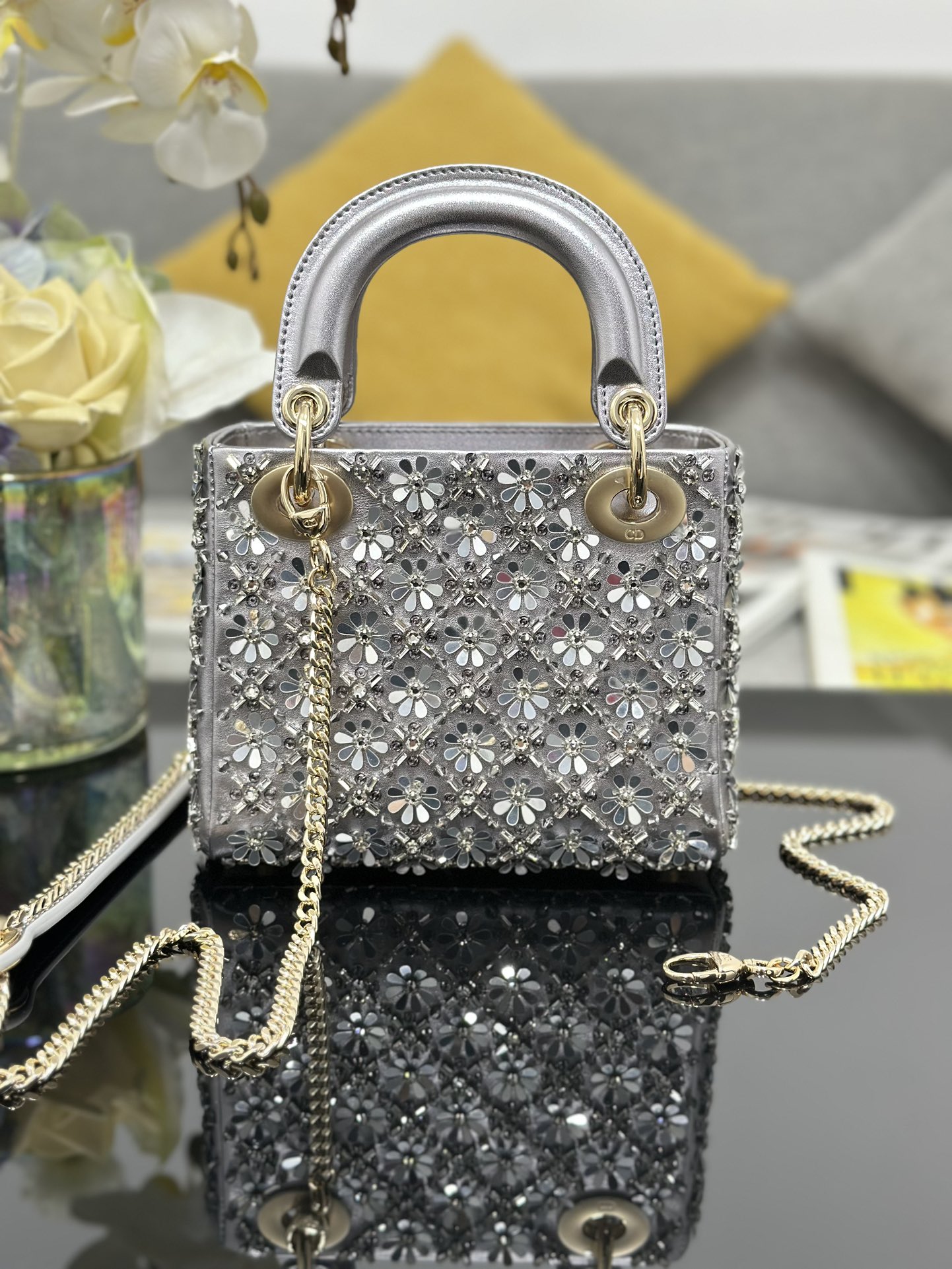 Dior 高仿 女款 Lady 花卉鏤空水鑽手提包 奢華宴會款| 14 Dior 高仿 女款 Lady 花卉鏤空水鑽手提包 奢華宴會款