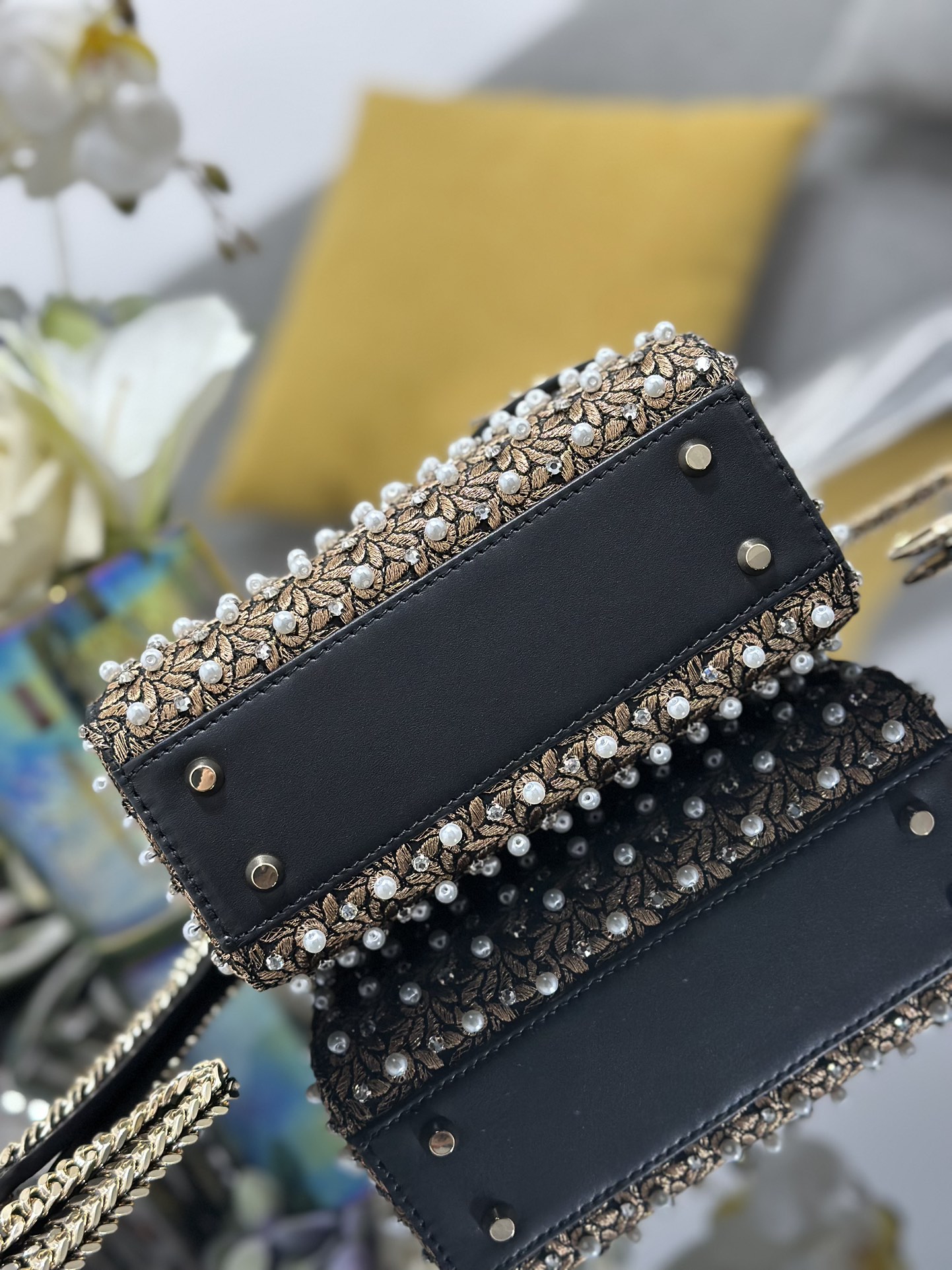 Dior 原單 女款 Lady 珍珠花卉刺繡手提包 輕奢時尚款| 12 Dior 原單 女款 Lady 珍珠花卉刺繡手提包 輕奢時尚款