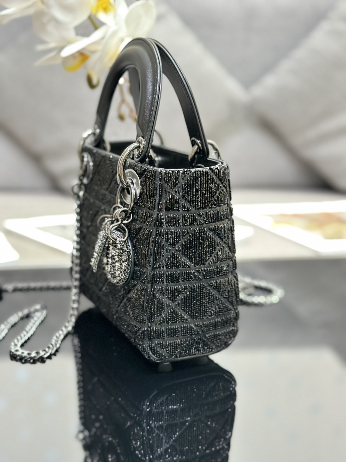 Dior 一比一 女款 Lady 黑色編織亮面手提包 經典百搭款