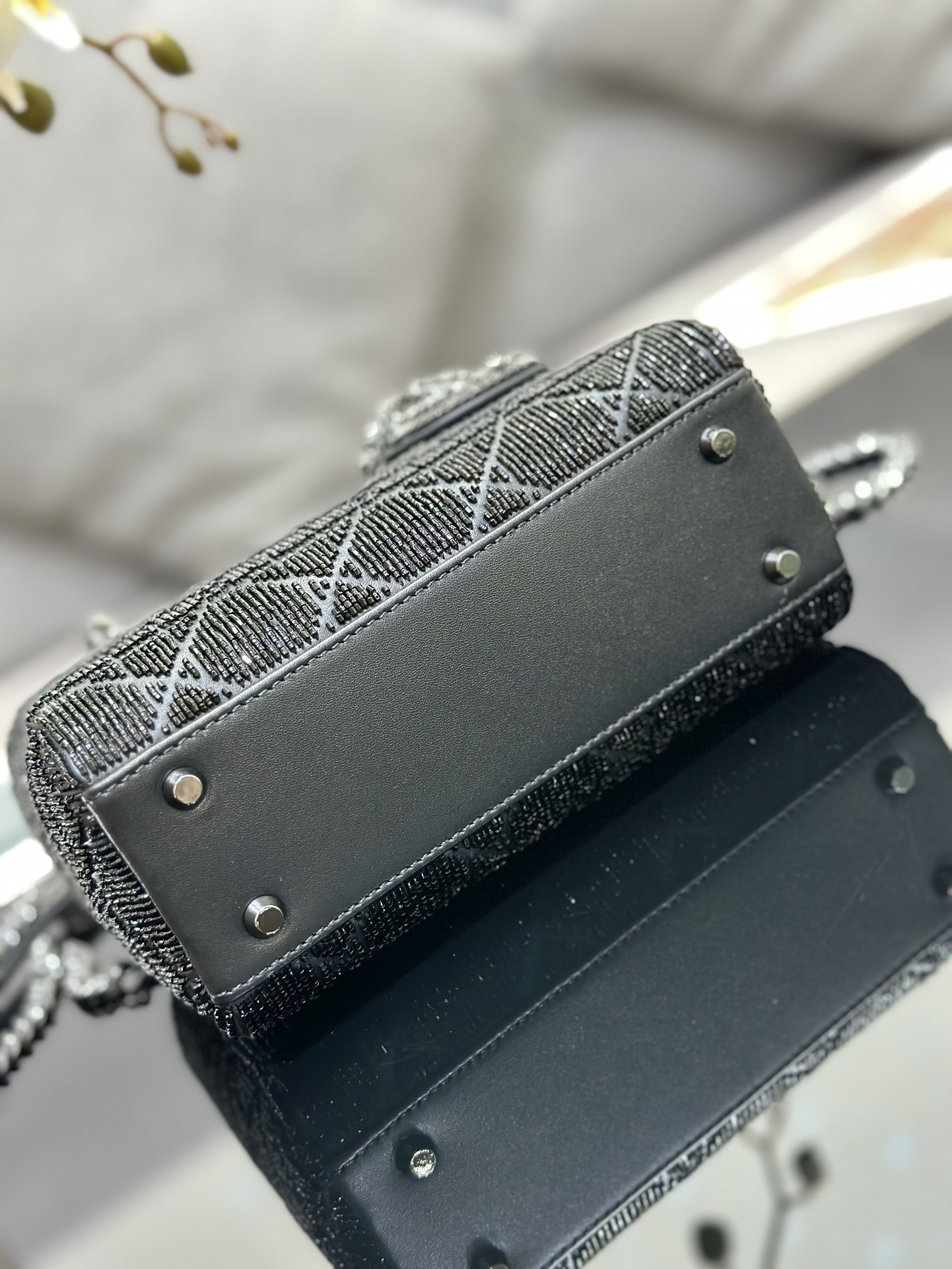 Dior 一比一 女款 Lady 黑色編織亮面手提包 經典百搭款