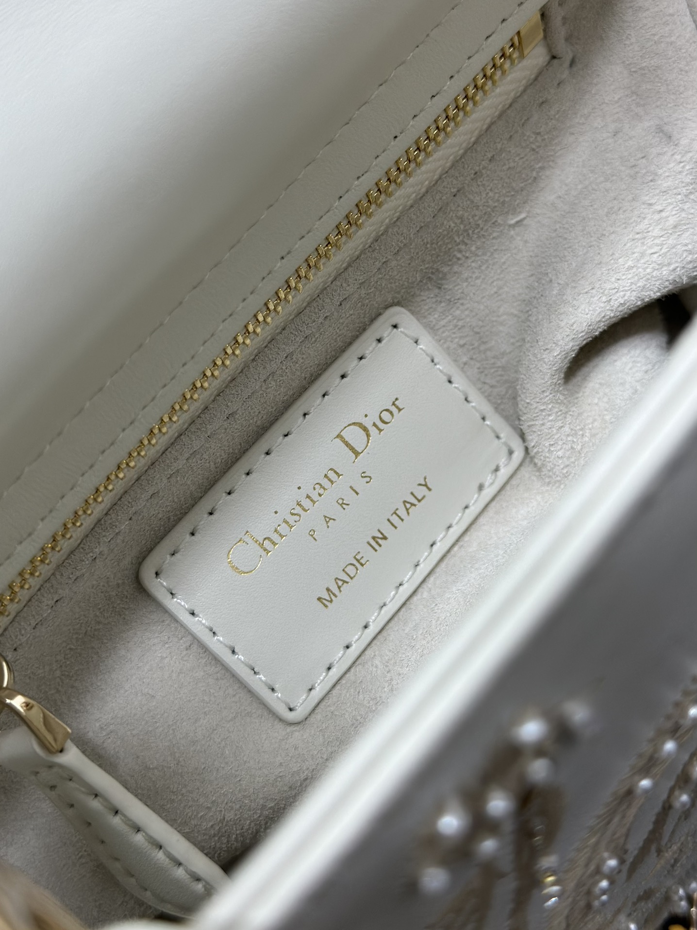 Dior 原單 女款 Lady 白色刺繡天鵝手提包 優雅氣質款| 7 Dior 原單 女款 Lady 白色刺繡天鵝手提包 優雅氣質款