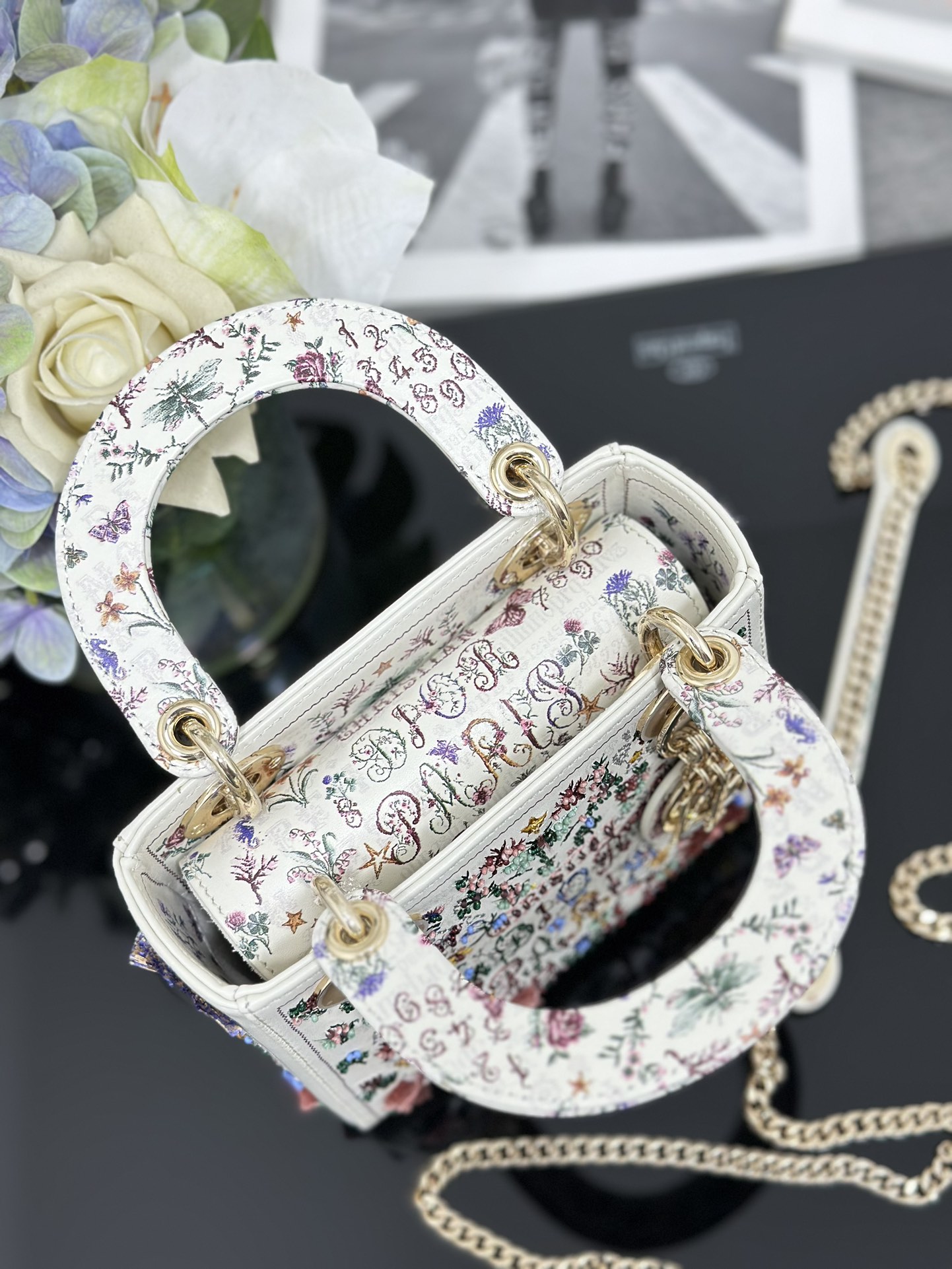 Dior A貨 女款 Lady 白色珍珠格紋手提包 優雅百搭款| 9 Dior A貨 女款 Lady 白色珍珠格紋手提包 優雅百搭款