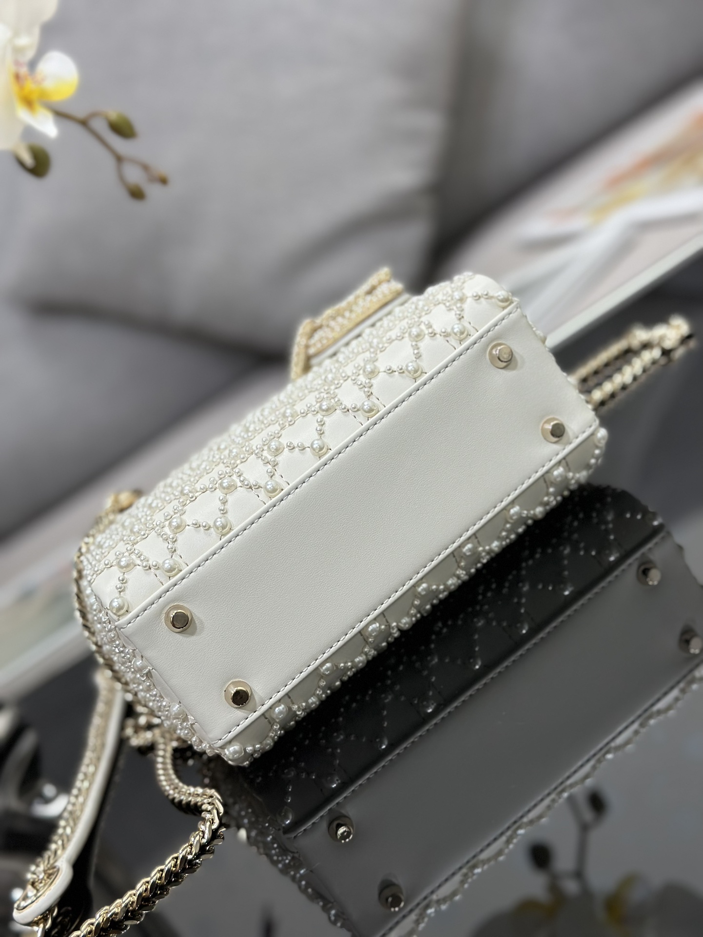 Dior 復刻 女款 Lady 彩色刺繡字母手提包 藝術設計款| 9 Dior 復刻 女款 Lady 彩色刺繡字母手提包 藝術設計款