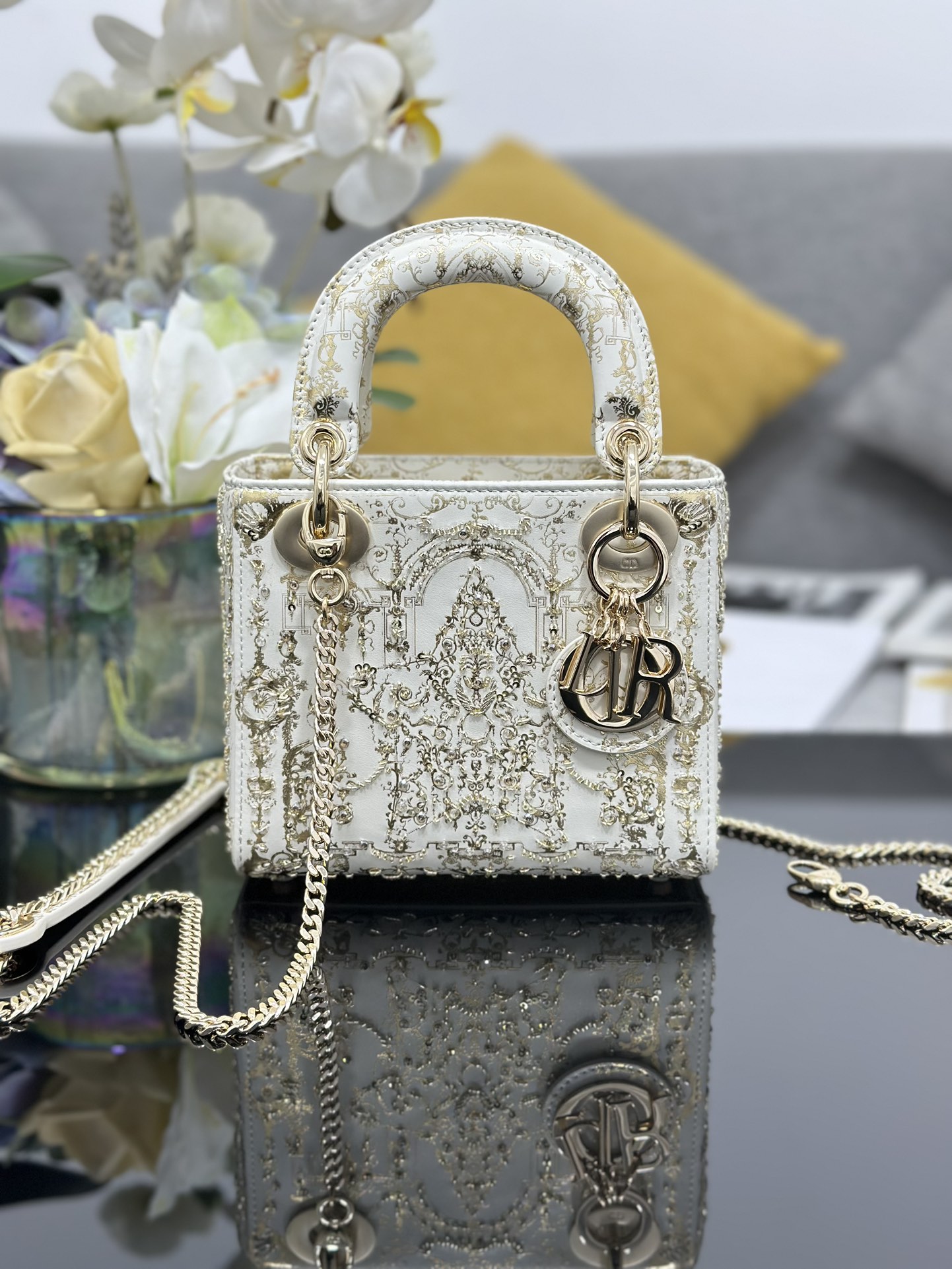Dior 原單 女款 Lady 白色宮廷刺繡手提包 優雅氣質款
