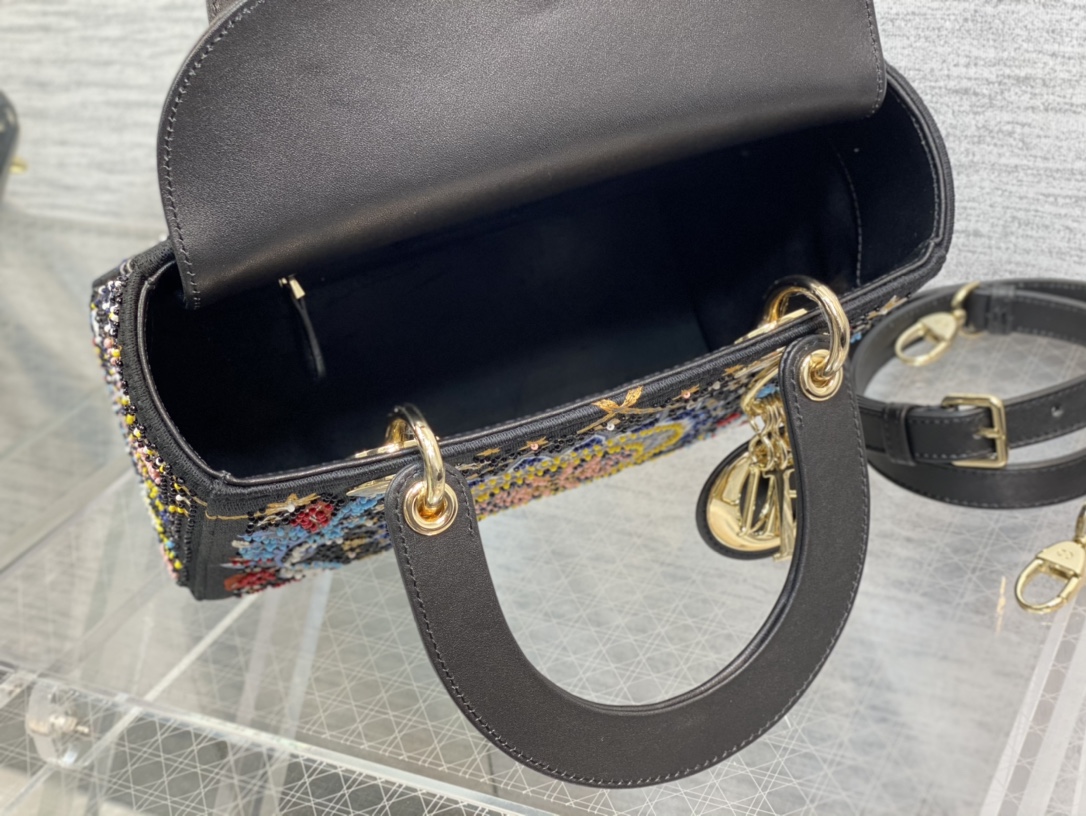 Dior 原單 女款 Lady 黑色彩色刺繡手提包 個性時尚款| 8 Dior 原單 女款 Lady 黑色彩色刺繡手提包 個性時尚款