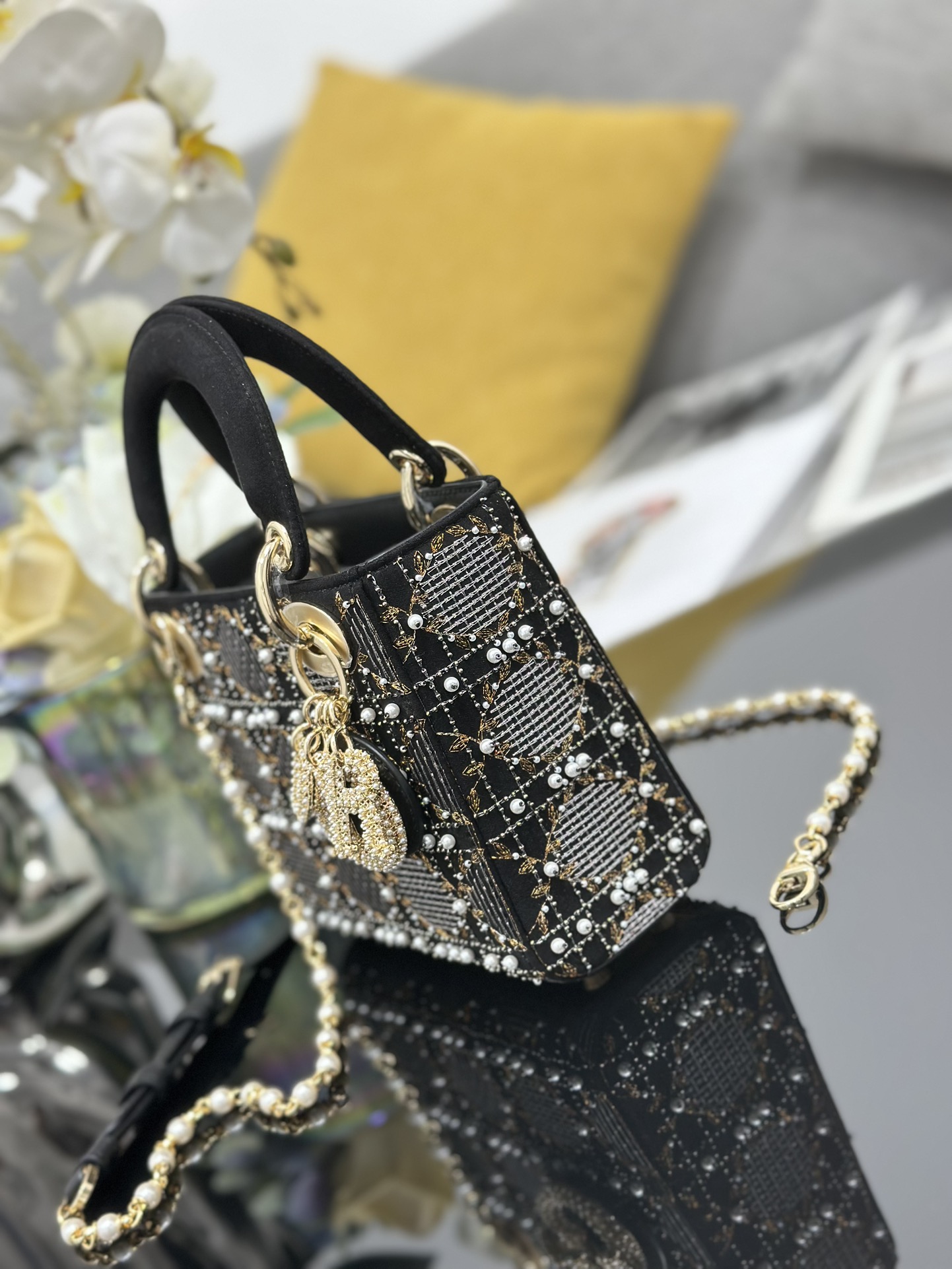 Dior 高仿 女款 Lady 黑色金線刺繡手提包 高端質感款| 13 Dior 高仿 女款 Lady 黑色金線刺繡手提包 高端質感款