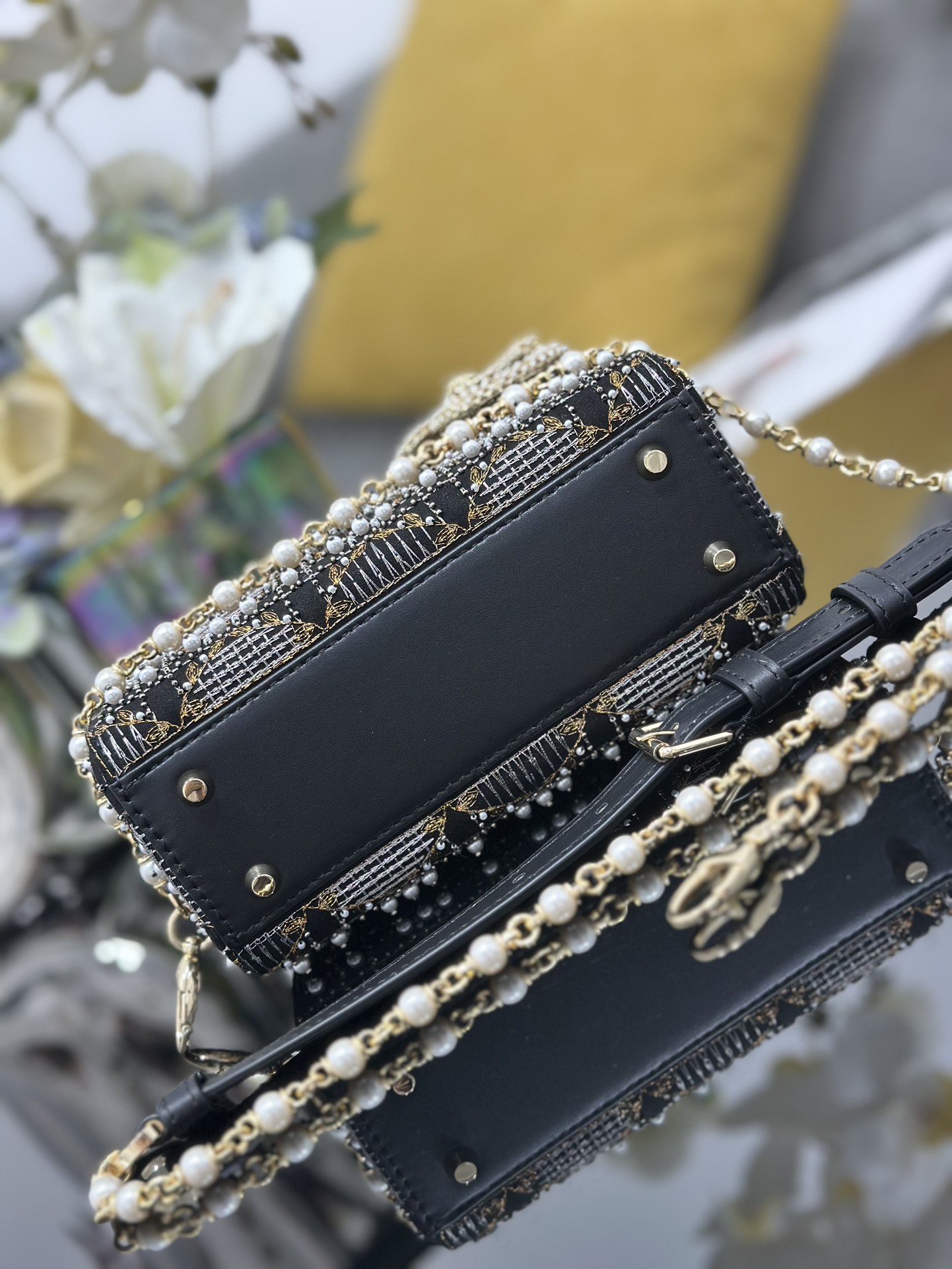 Dior 高仿 女款 Lady 黑色金線刺繡手提包 高端質感款| 12 Dior 高仿 女款 Lady 黑色金線刺繡手提包 高端質感款