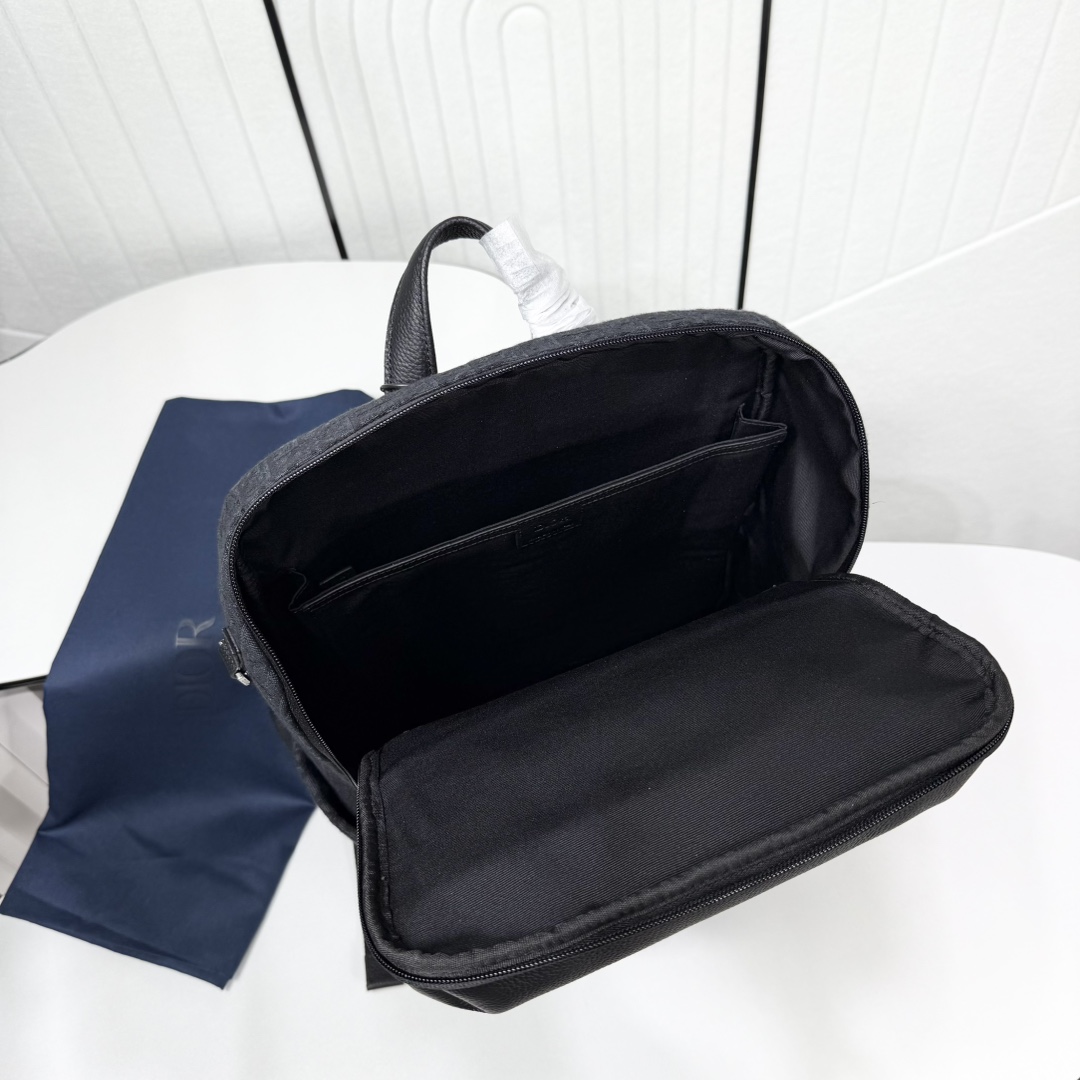 Dior 原單 Oblique雙肩背包 男士旅行背包 大容量電腦後背包| 7 Dior 原單 Oblique雙肩背包 男士旅行背包 大容量電腦後背包