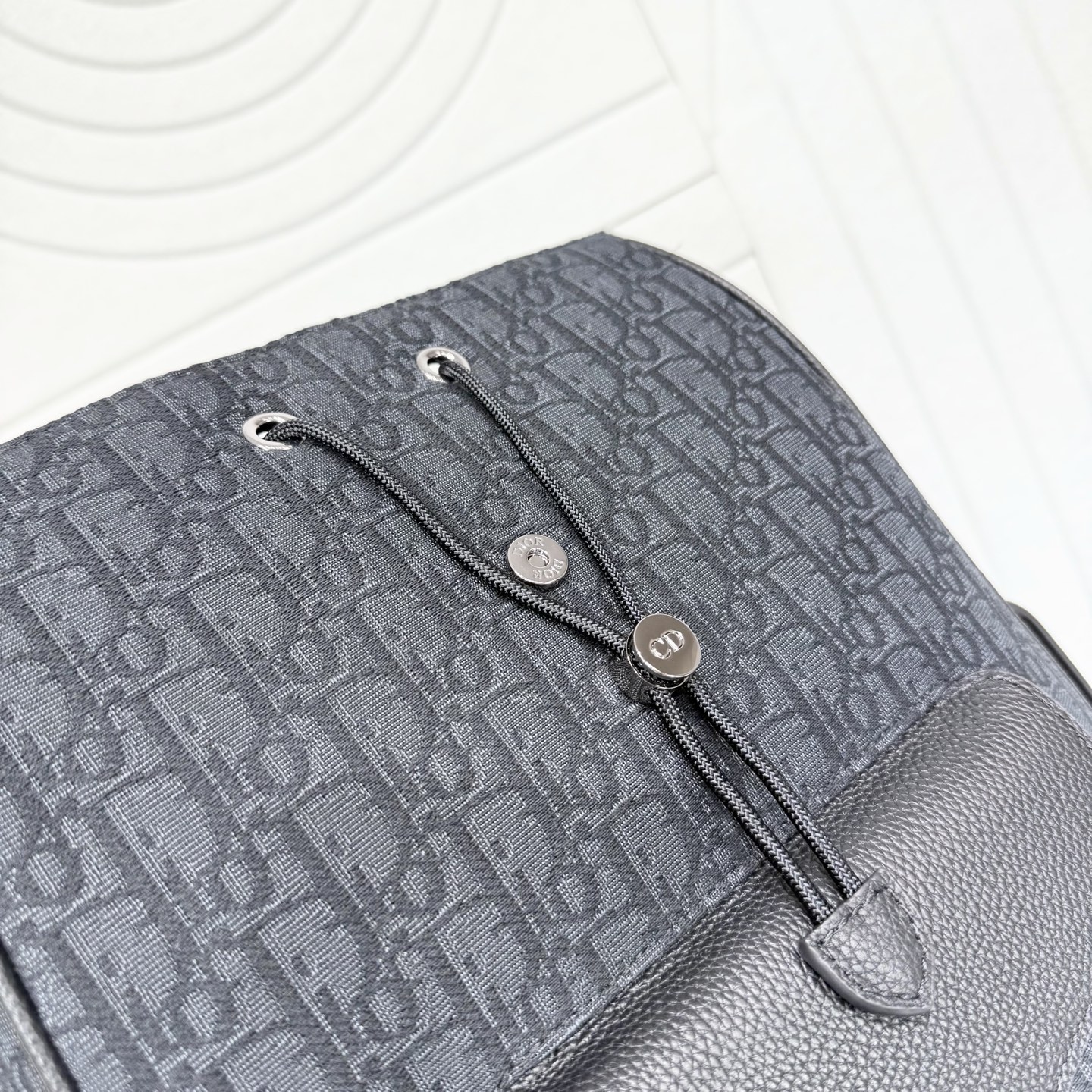 Dior 復刻 Oblique 拼皮翻蓋後背包 深色老花雙肩包 大容量設計