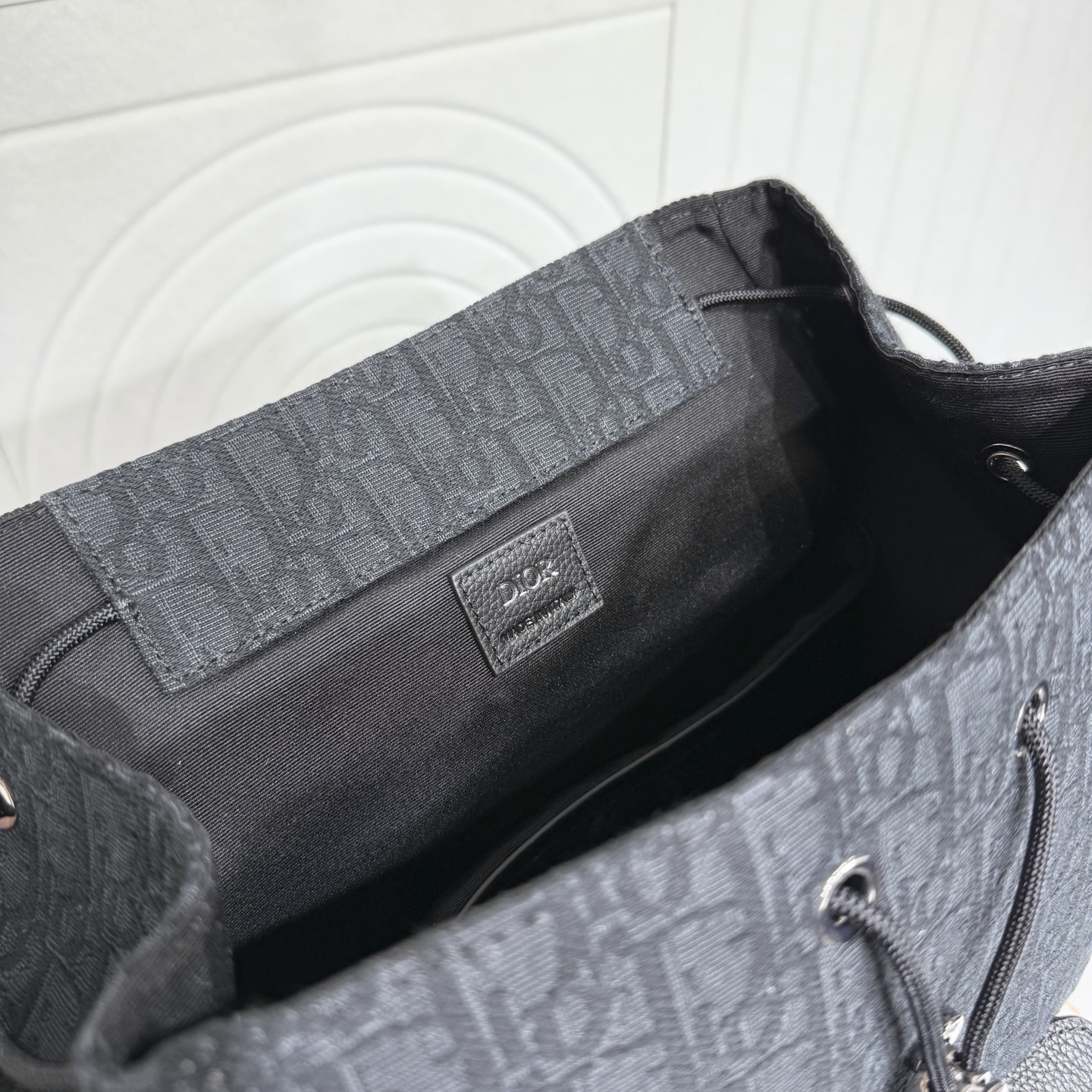Dior 復刻 Oblique 拼皮翻蓋後背包 深色老花雙肩包 大容量設計