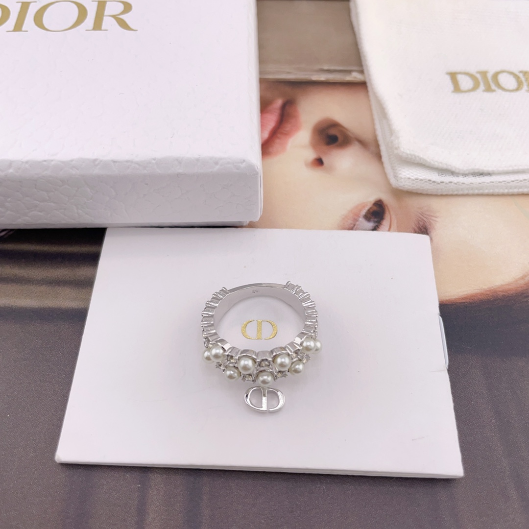 Dior一比一女士珍珠鑲鑽戒指氣質優雅設計百搭輕奢款