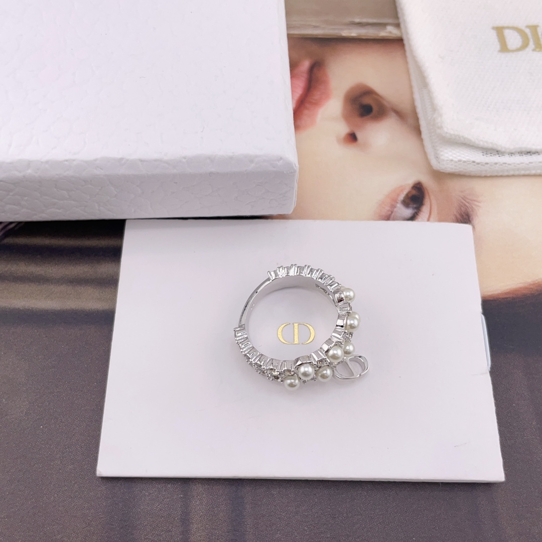 Dior一比一女士珍珠鑲鑽戒指氣質優雅設計百搭輕奢款