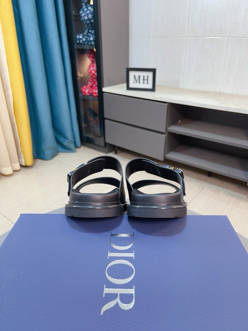 Dior原單男士雙帶設計涼拖戶外休閒風格舒適耐穿精品款| 8 Dior原單男士雙帶設計涼拖戶外休閒風格舒適耐穿精品款