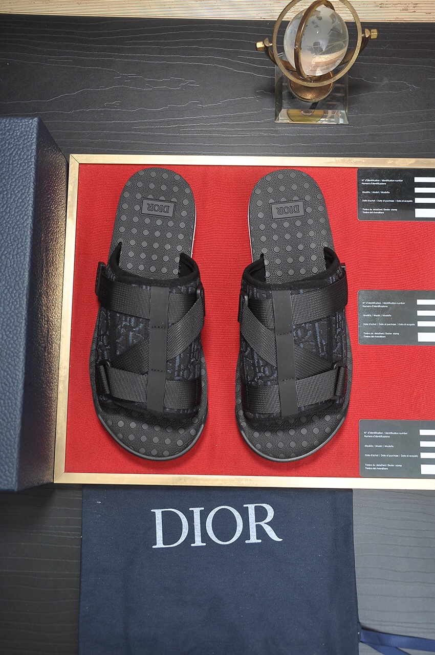 Dior一比一男士機能風雙帶涼拖戶外設計舒適耐穿潮流款