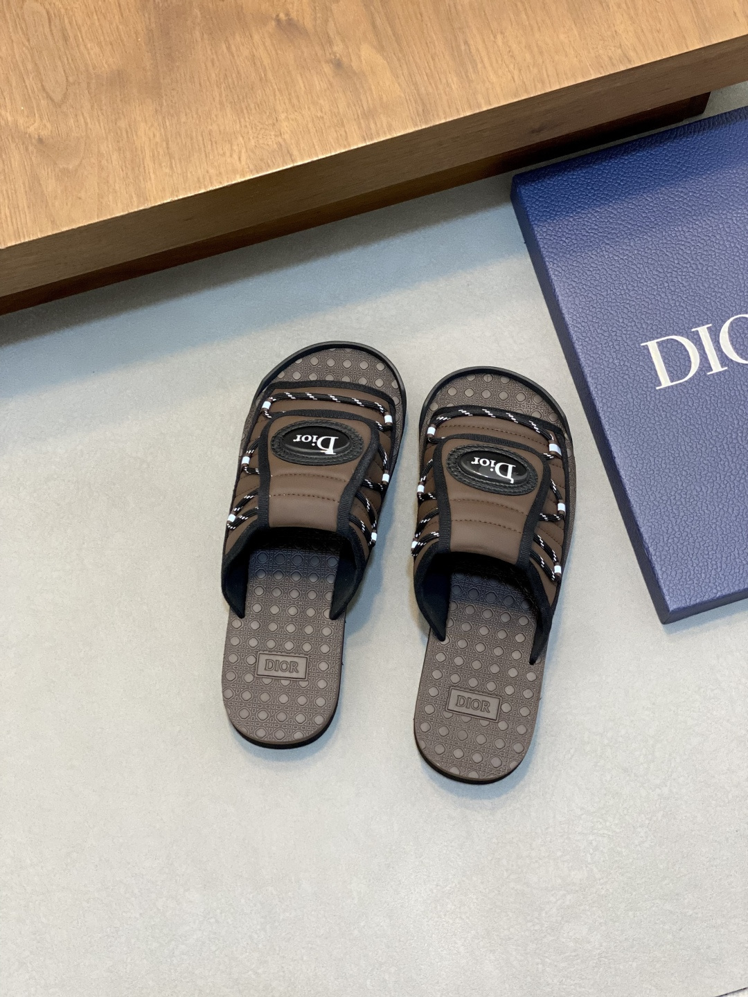 Dior 迪奧 高仿男士運動涼拖 Cushion綁帶設計棕色厚底休閒拖| 11 Dior 迪奧 高仿男士運動涼拖 Cushion綁帶設計棕色厚底休閒拖