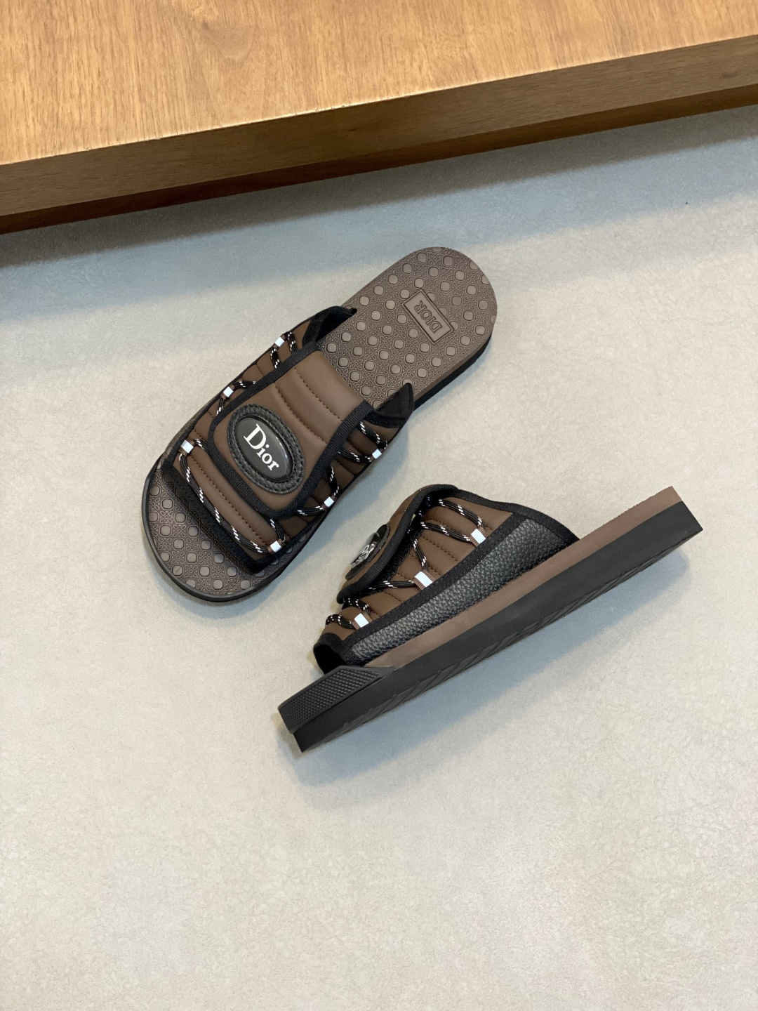 Dior 迪奧 高仿男士運動涼拖 Cushion綁帶設計棕色厚底休閒拖| 10 Dior 迪奧 高仿男士運動涼拖 Cushion綁帶設計棕色厚底休閒拖