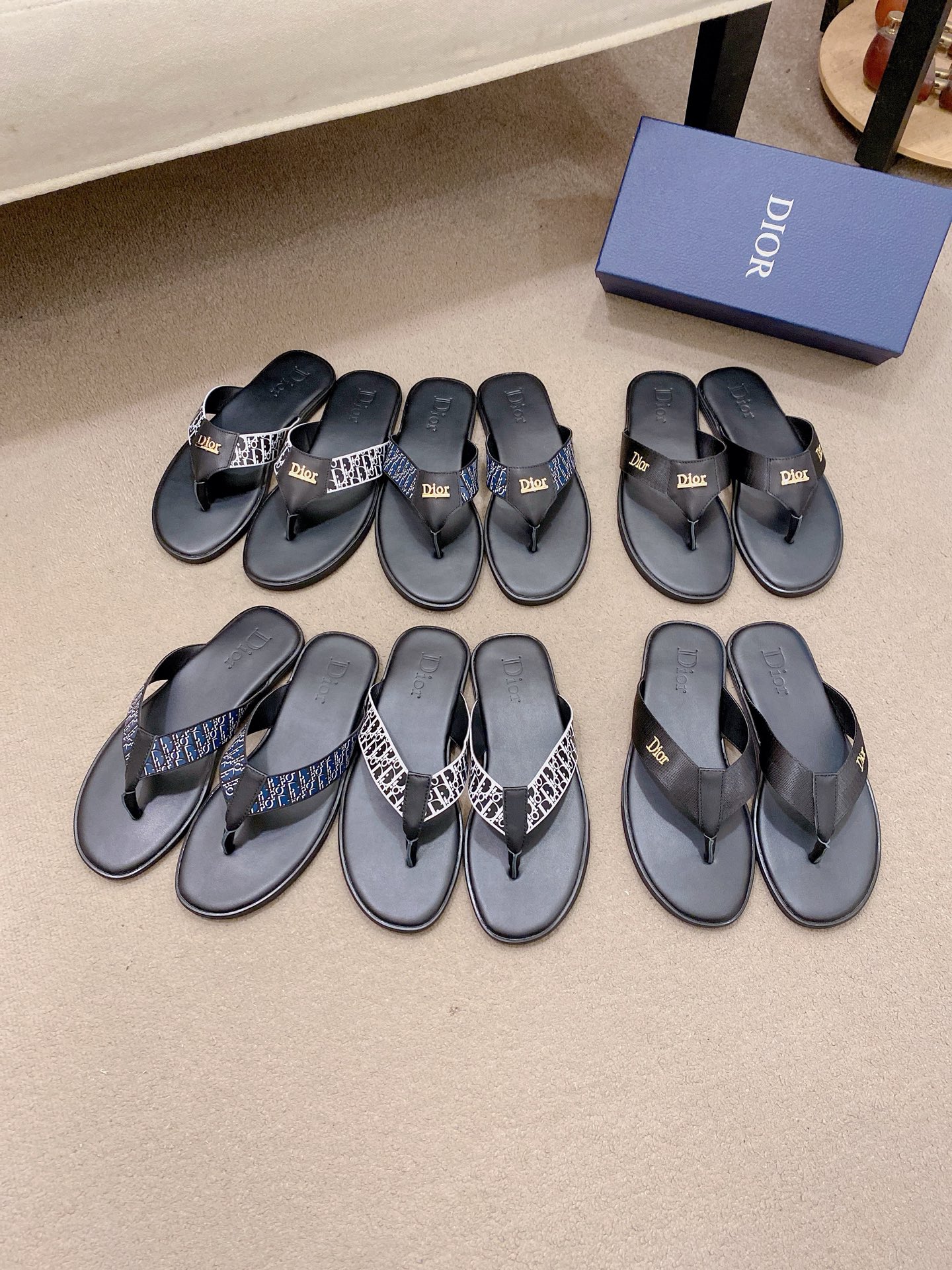 Dior 迪奧 高仿男士夾腳涼拖 Oblique藍色印花人字拖休閒百搭款| 7 Dior 迪奧 高仿男士夾腳涼拖 Oblique藍色印花人字拖休閒百搭款