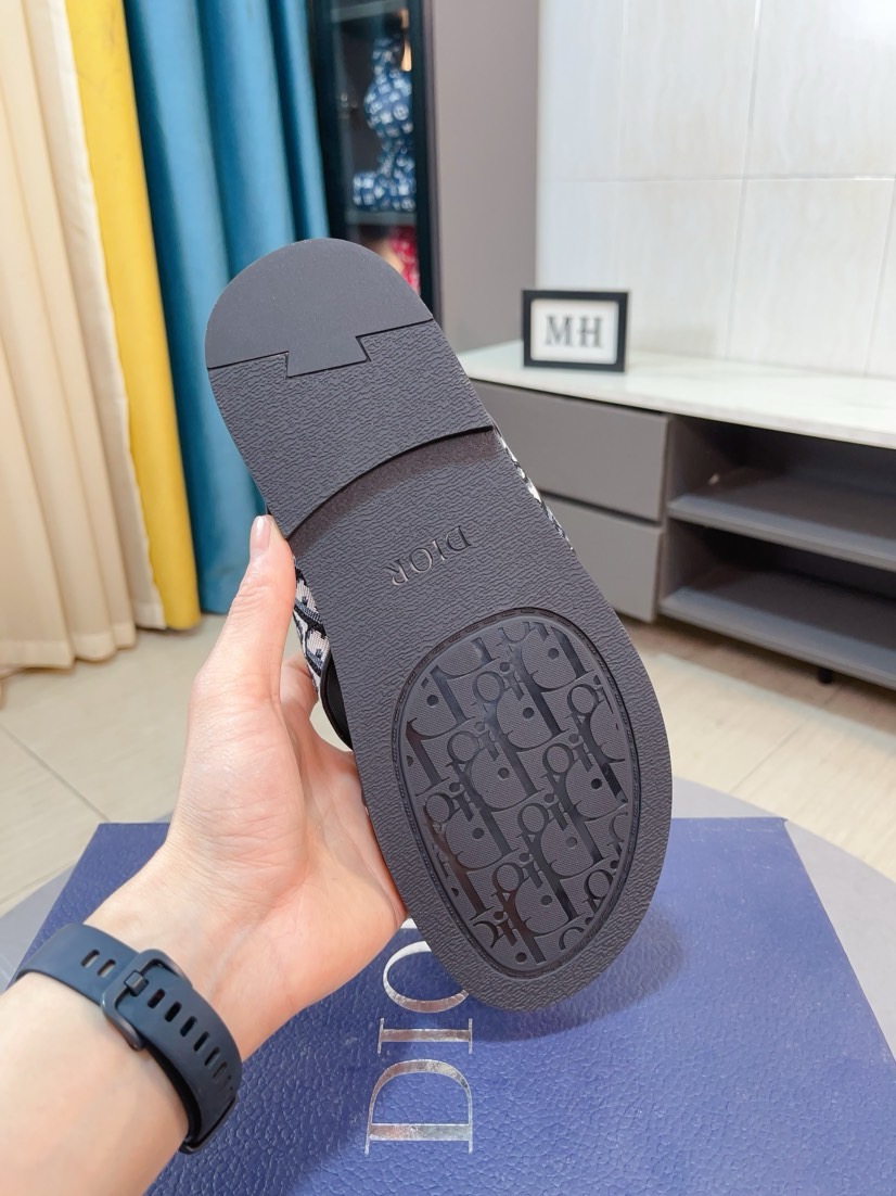 Dior 高仿男士涼拖 Oblique交叉設計黑灰印花百搭休閒拖| 7 Dior 高仿男士涼拖 Oblique交叉設計黑灰印花百搭休閒拖