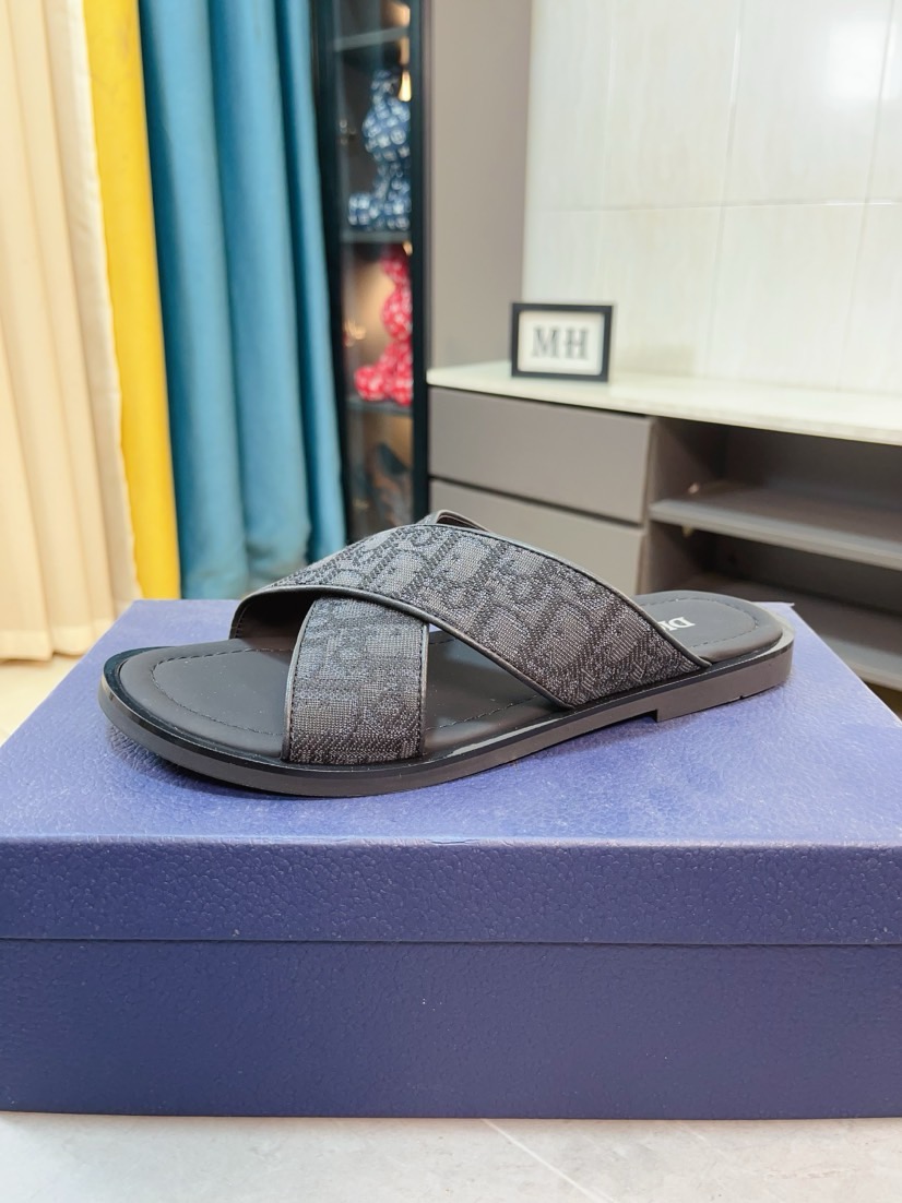 Dior 一比一男士涼拖 Oblique低調灰色交叉設計休閒百搭款| 13 Dior 一比一男士涼拖 Oblique低調灰色交叉設計休閒百搭款