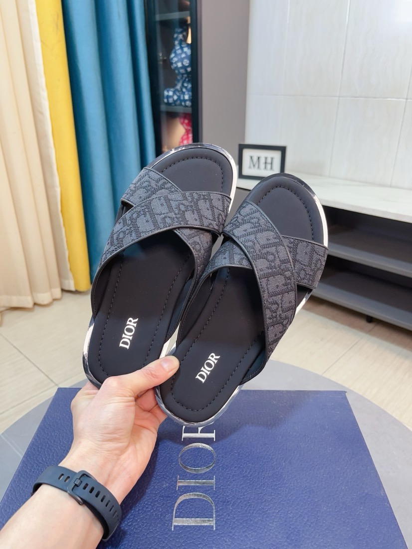Dior 一比一男士涼拖 Oblique低調灰色交叉設計休閒百搭款| 12 Dior 一比一男士涼拖 Oblique低調灰色交叉設計休閒百搭款