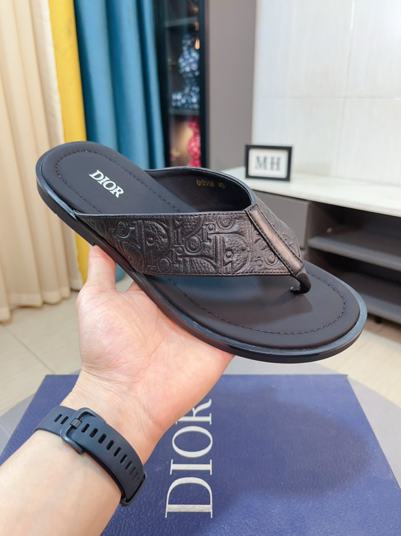 Dior  原單男士夾腳涼拖 壓紋皮革設計黑色高質感休閒拖