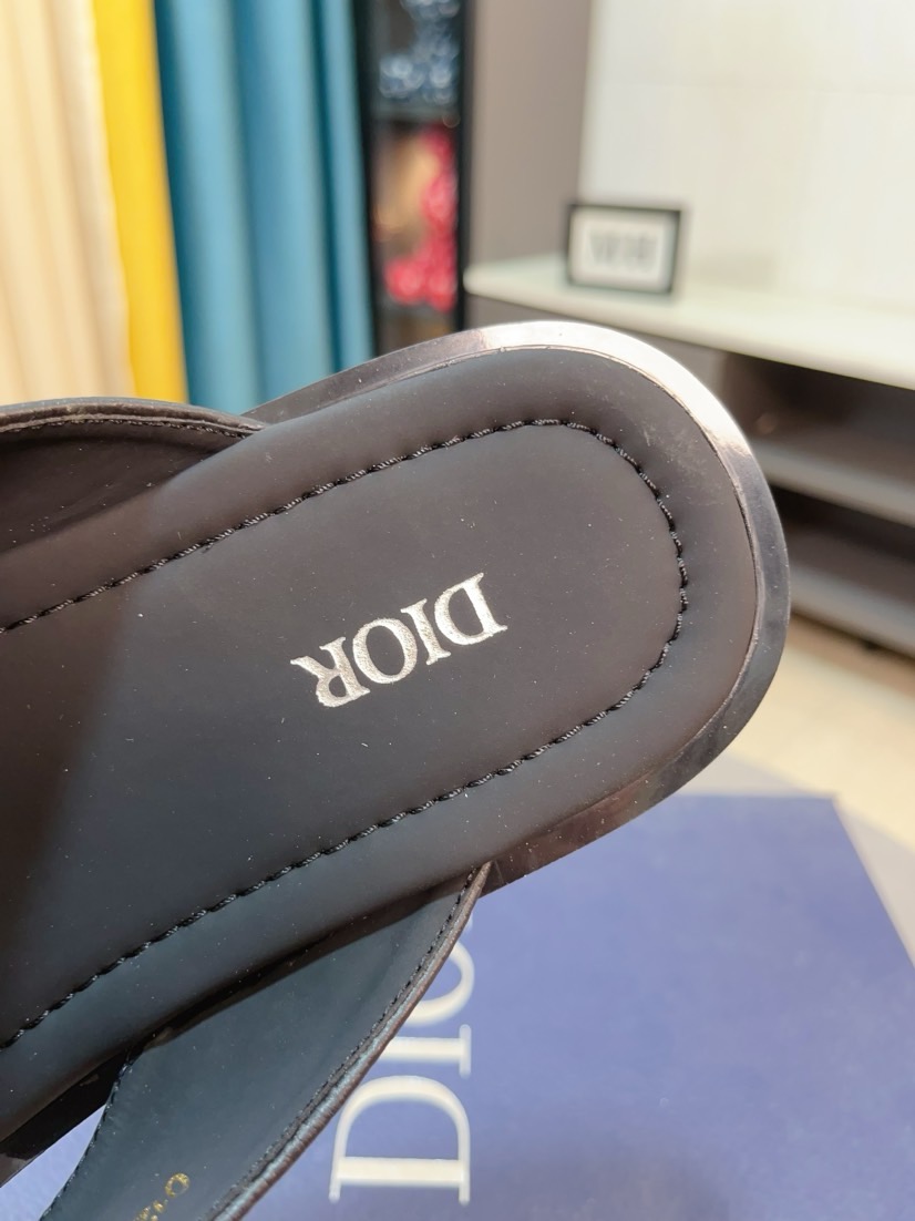 Dior 高仿男士涼拖 壓紋皮革交叉設計黑色簡約百搭款