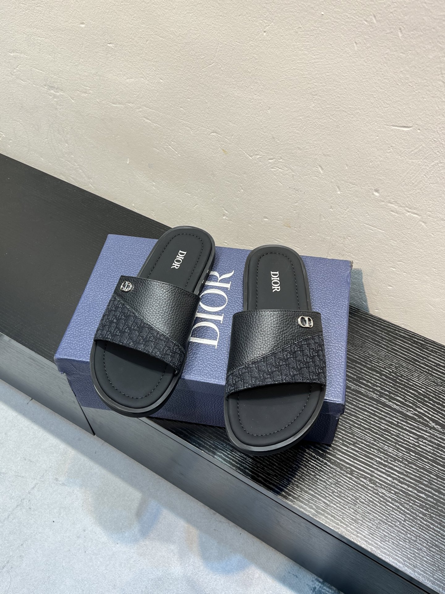 Dior 原單男士涼拖 黑色皮革拼接Oblique低調高質感拖鞋