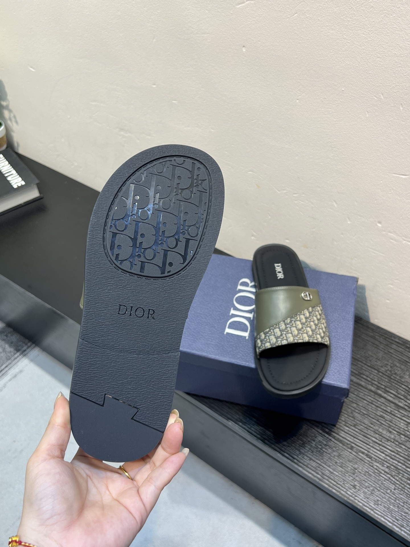 Dior 高仿男士涼拖 橄欖綠皮革拼接Oblique設計時尚休閒拖