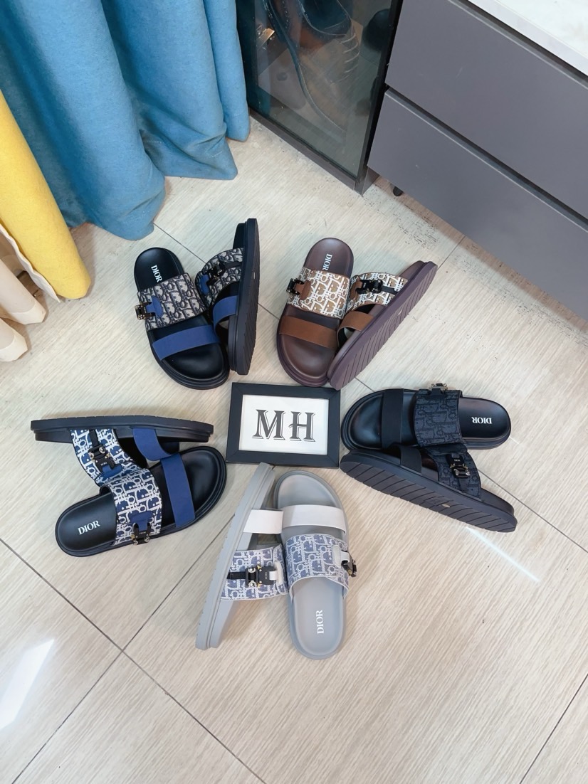 Dior 高仿男士涼拖 藍色Oblique印花搭配扣具設計休閒拖