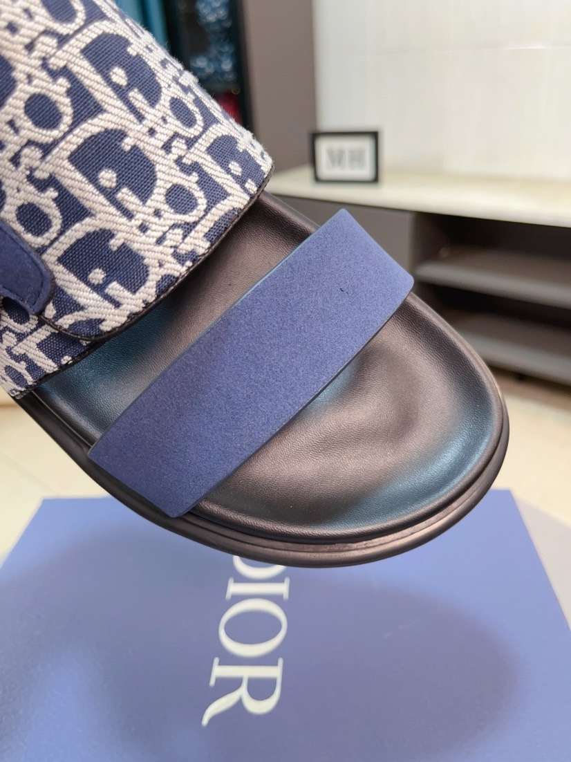 Dior 高仿男士涼拖 藍色Oblique印花搭配扣具設計休閒拖