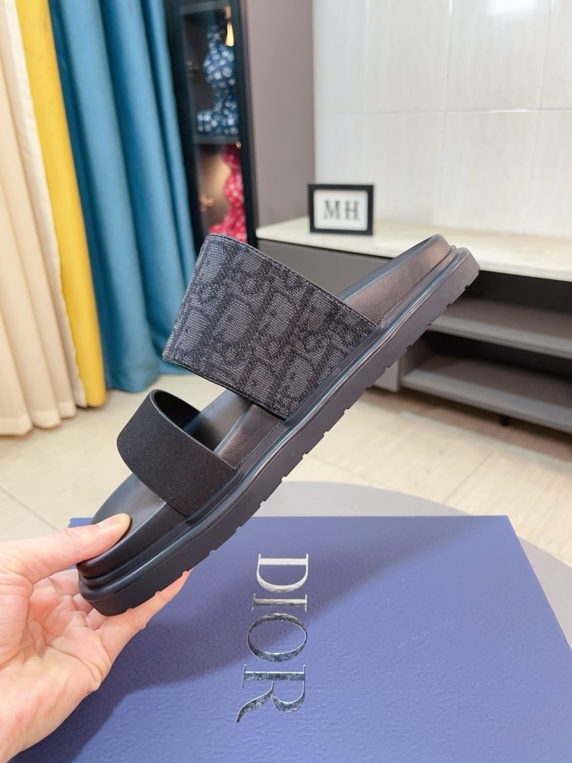 Dior 高仿男士涼拖 深灰Oblique印花搭配扣具低調質感款