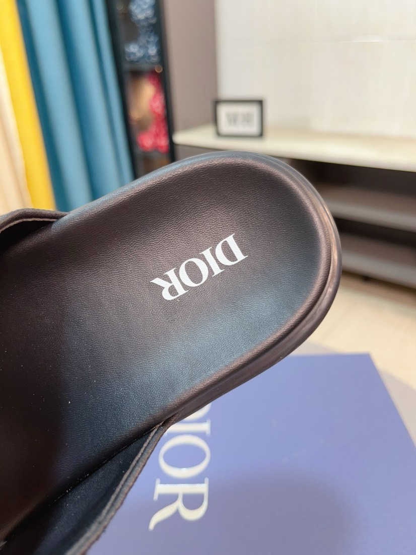 Dior 高仿男士涼拖 深灰Oblique印花搭配扣具低調質感款
