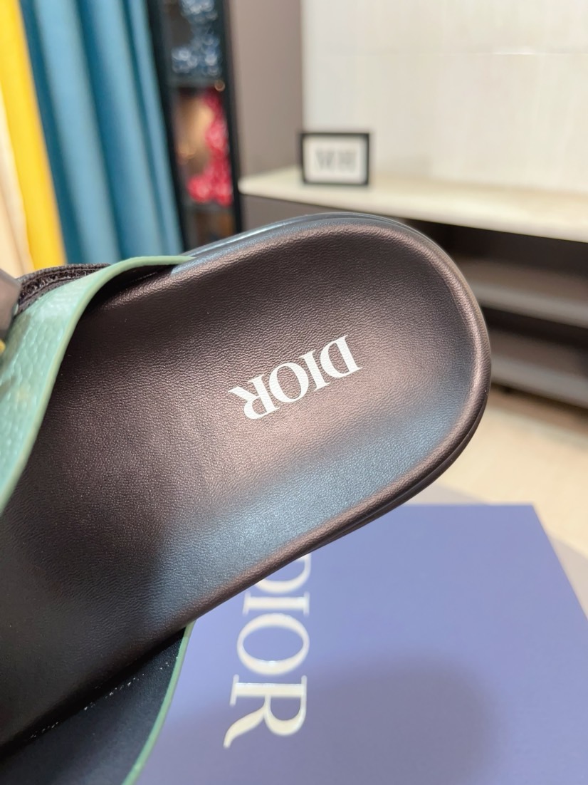 Dior 高仿男士涼拖 綠色皮質雙帶扣具設計潮流休閒款