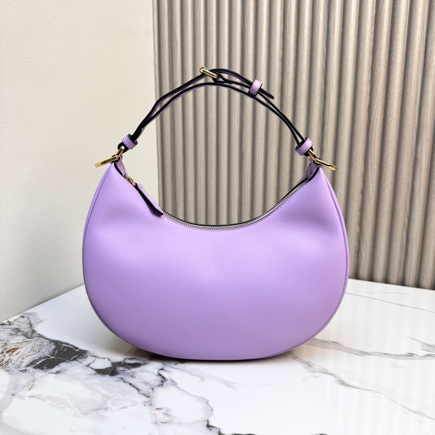 Fendi A貨 Graphy薰衣草紫半月肩背包高級感女包