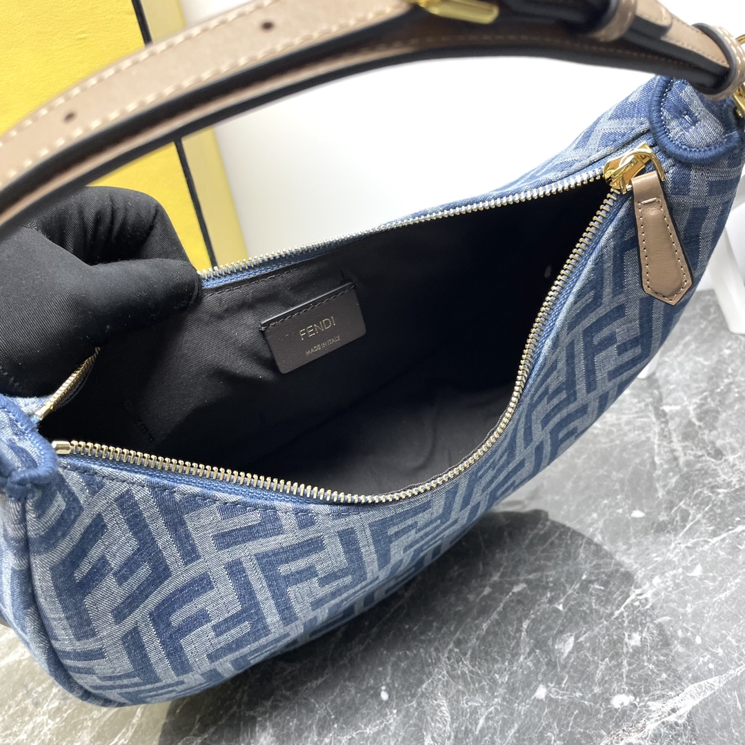 Fendi A貨 Graphy FF丹寧老花半月肩背包經典復古款