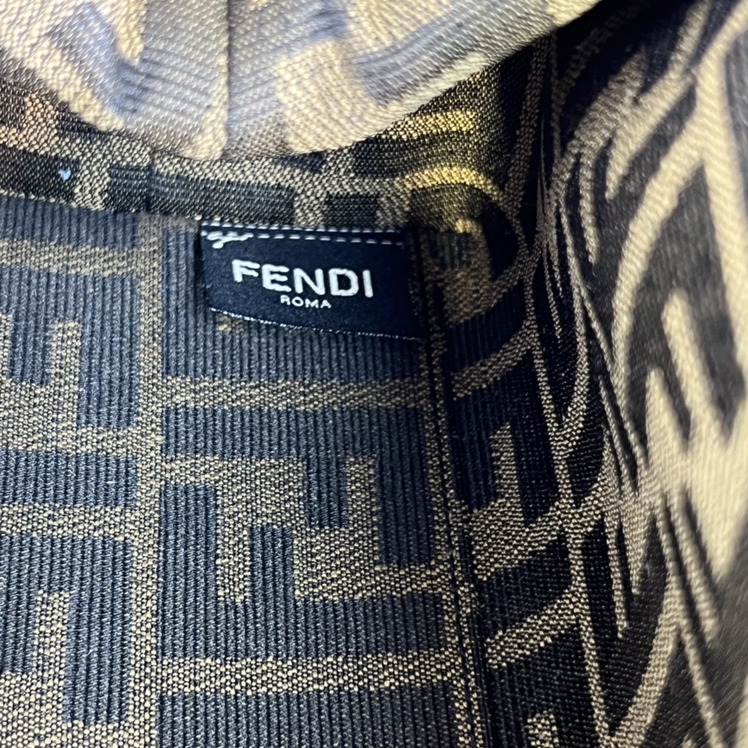 FendiA貨First女士藍色手提包清新氣質百搭輕奢款