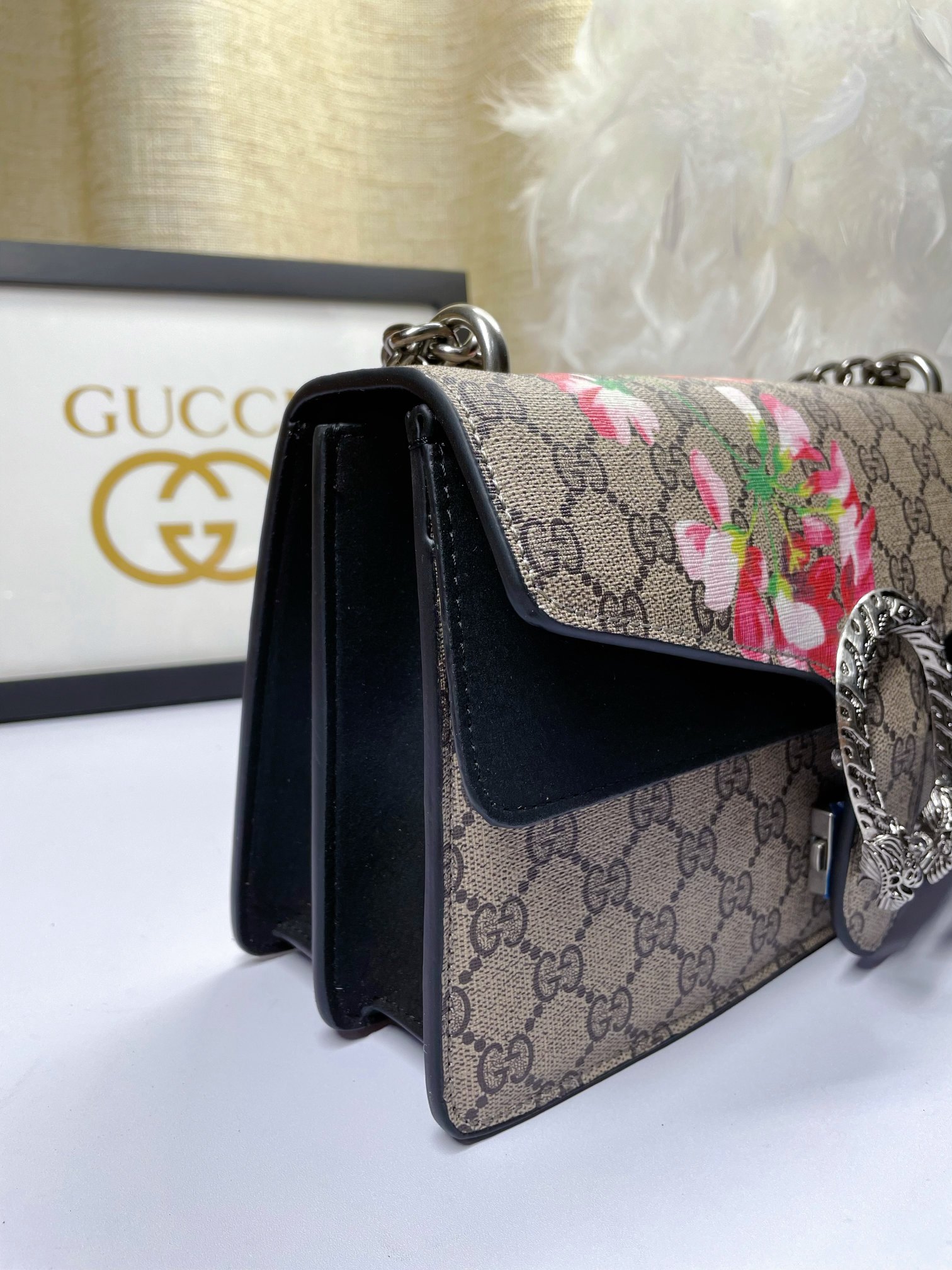 Gucci Dionysus 酒神包 花卉印花 GG Supreme 鍊條包 黑色款 28cm