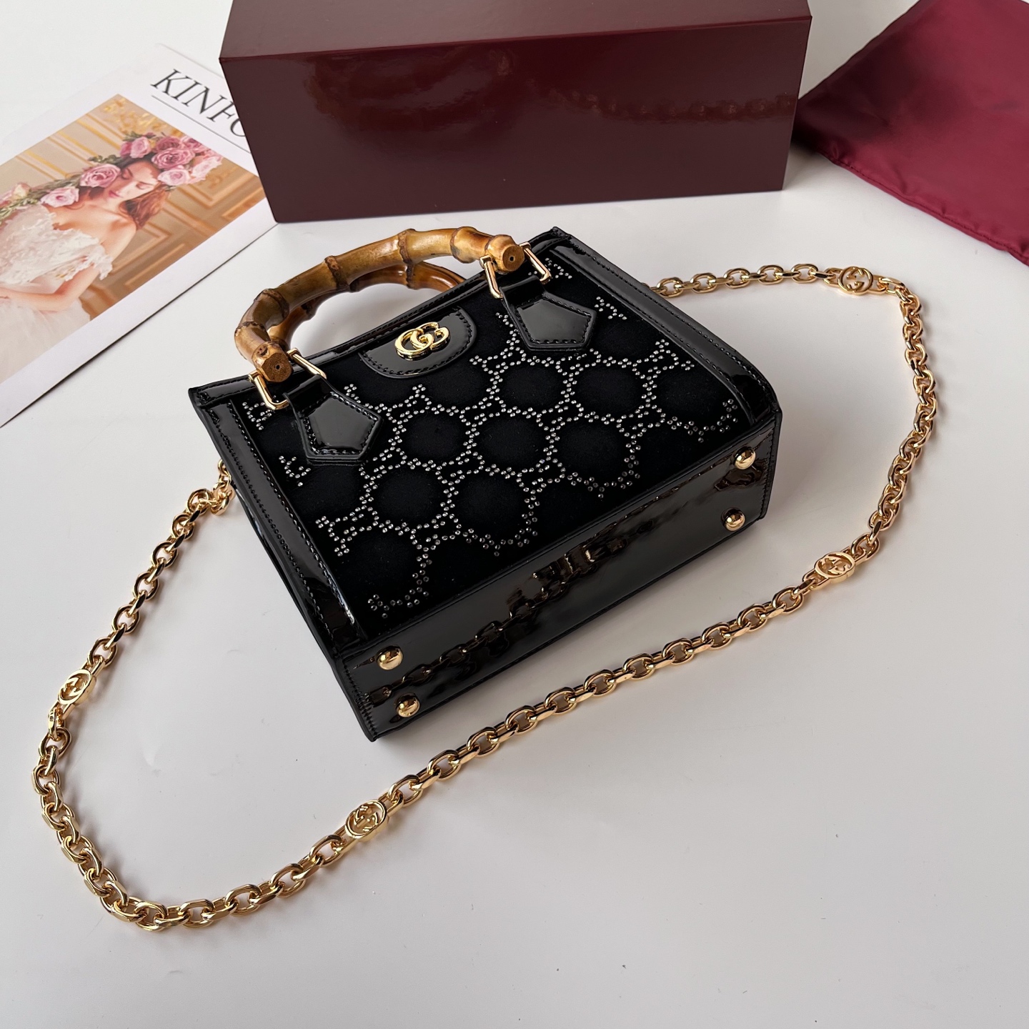 Gucci Diana 竹節手提包 黑色亮面皮革 迷你鍊條斜背包
