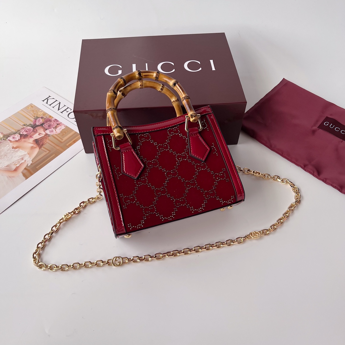 Gucci Diana 竹節手提包 酒紅色亮面皮革 迷你鍊條斜背包| 13 Gucci Diana 竹節手提包 酒紅色亮面皮革 迷你鍊條斜背包
