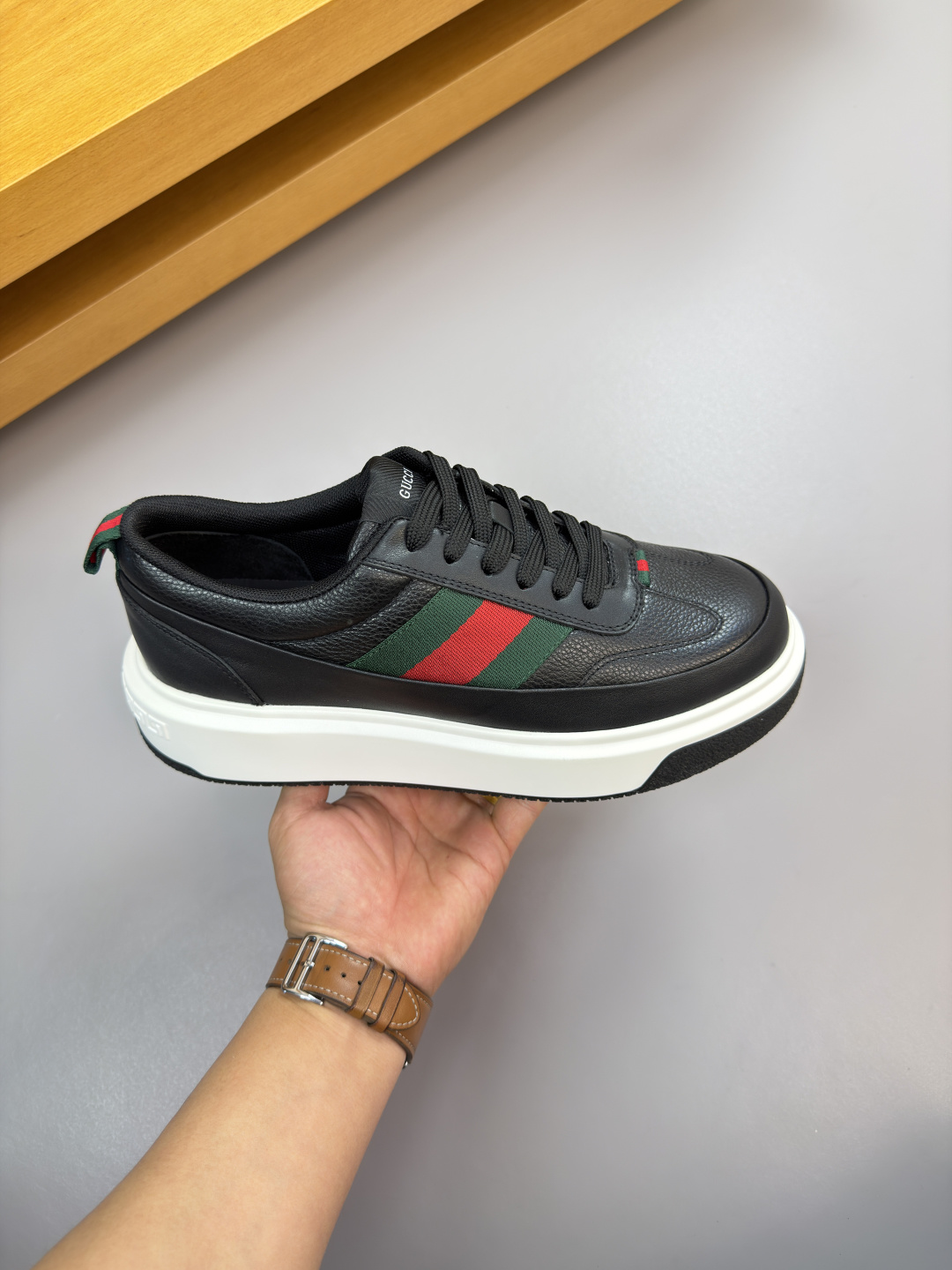 GUCCI A貨男款經典織帶厚底休閒鞋 百搭皮革運動鞋| 11 GUCCI A貨男款經典織帶厚底休閒鞋 百搭皮革運動鞋