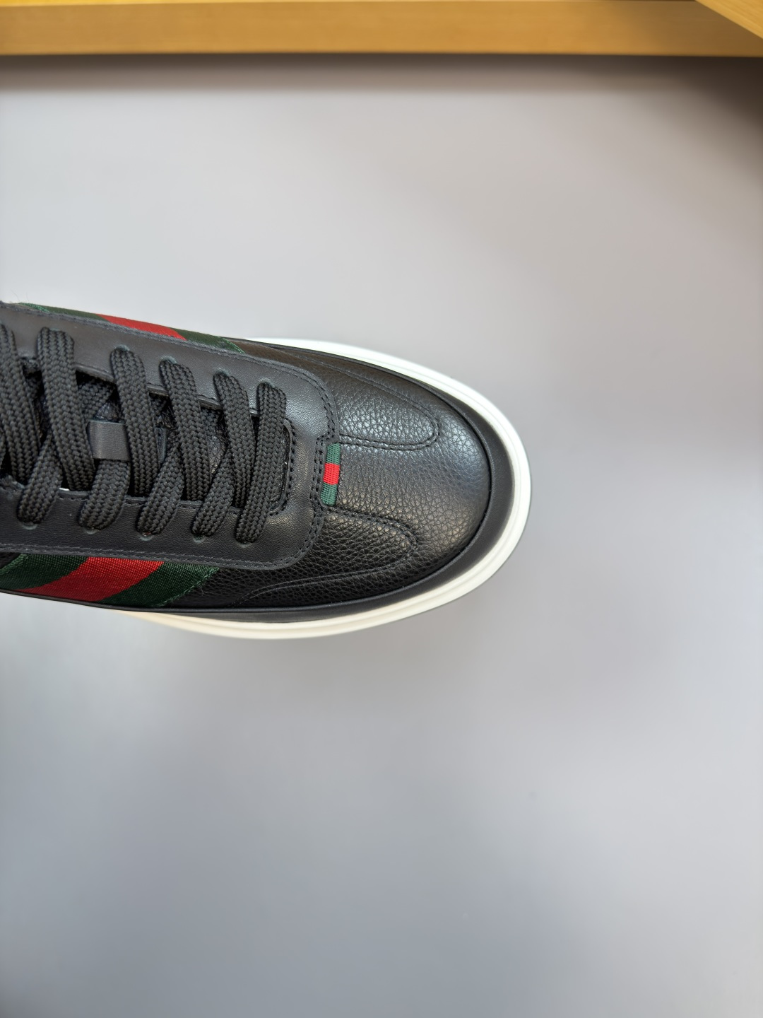 GUCCI A貨男款經典織帶厚底休閒鞋 百搭皮革運動鞋| 10 GUCCI A貨男款經典織帶厚底休閒鞋 百搭皮革運動鞋