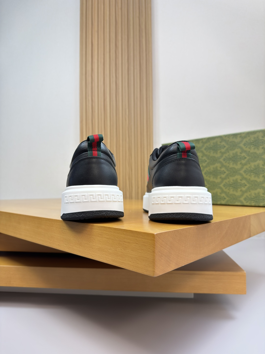 GUCCI A貨男款經典織帶厚底休閒鞋 百搭皮革運動鞋| 8 GUCCI A貨男款經典織帶厚底休閒鞋 百搭皮革運動鞋