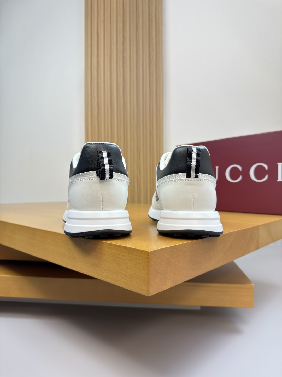 GUCCI 一比一男款撞色拼接運動鞋 輕量休閒跑鞋 百搭款