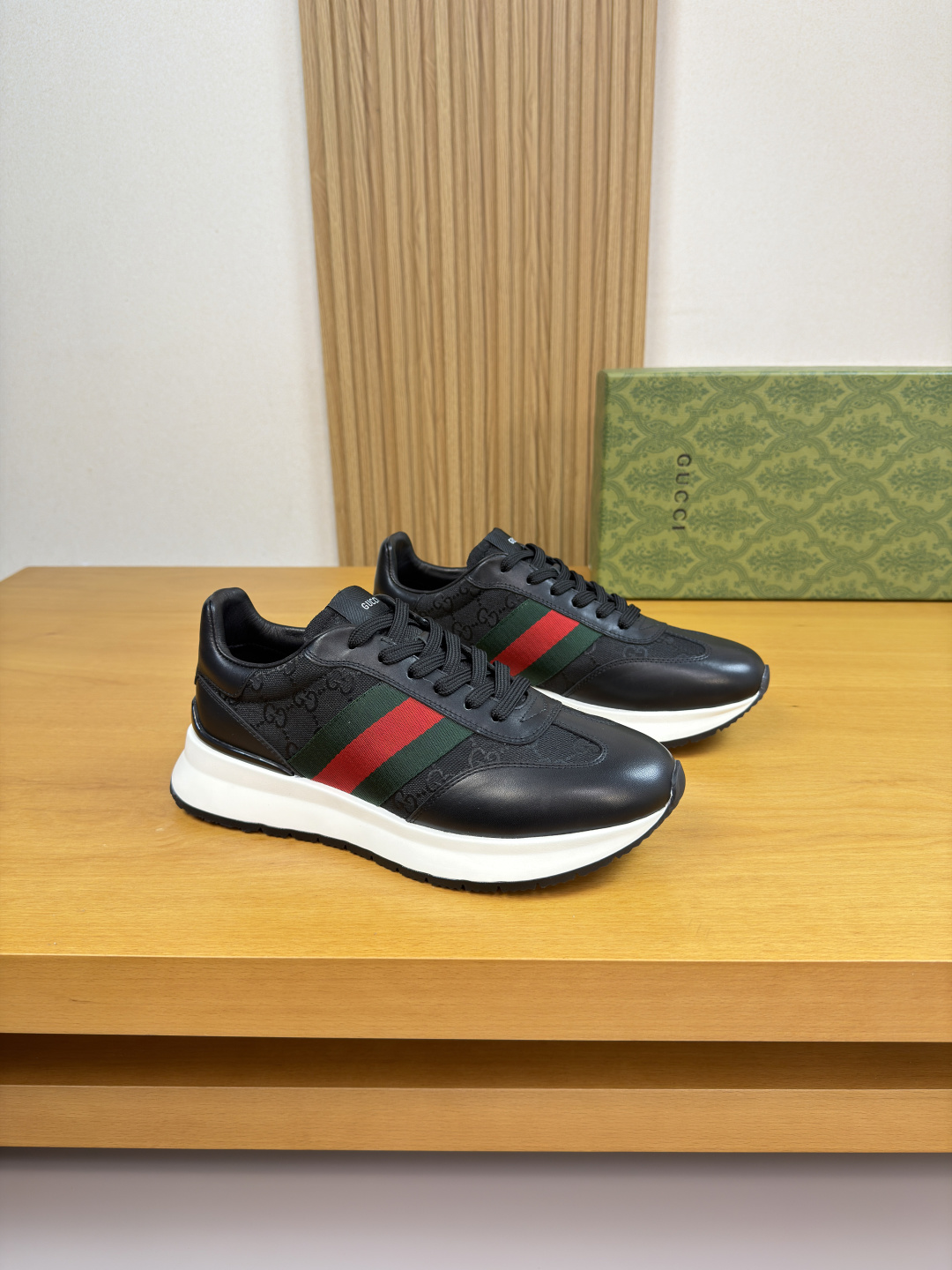GUCCI 復刻男款雙G壓紋厚底運動鞋 經典織帶休閒跑鞋
