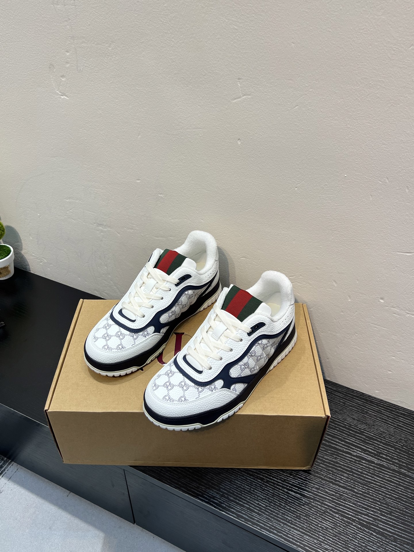 GUCCI A貨男款雙G印花運動鞋 經典白色百搭休閒鞋