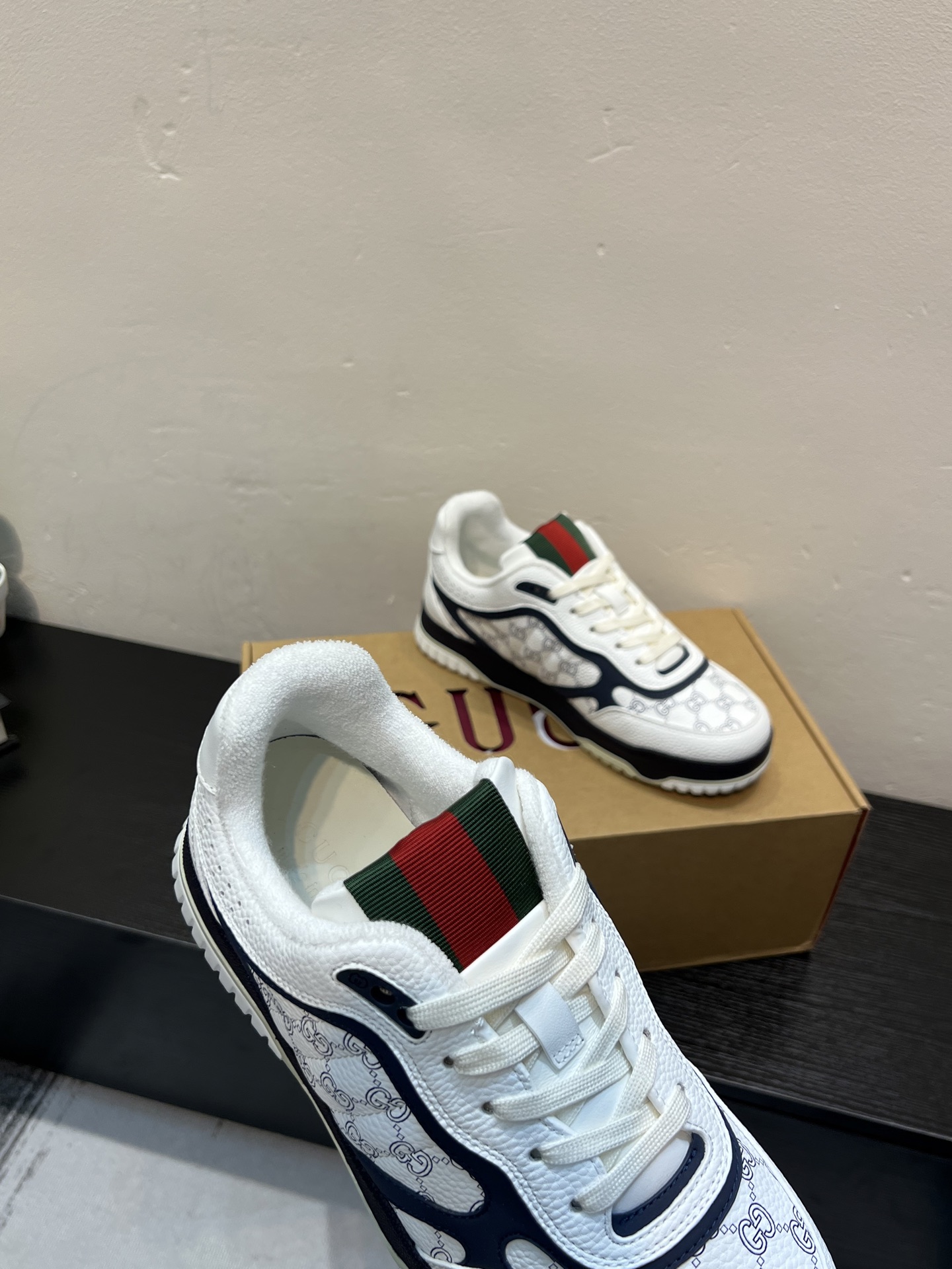 GUCCI A貨男款雙G印花運動鞋 經典白色百搭休閒鞋