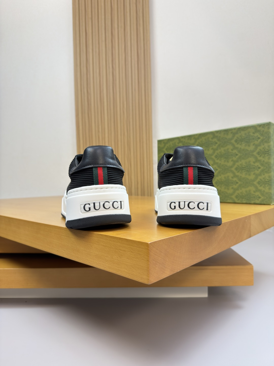 GUCCI 原單男款厚底皮革休閒鞋 極簡百搭增高運動鞋| 8 GUCCI 原單男款厚底皮革休閒鞋 極簡百搭增高運動鞋