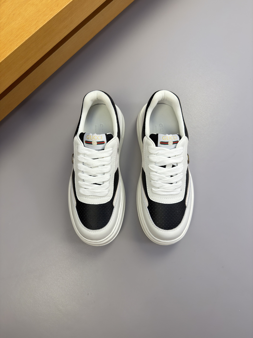 Gucci 復刻黑白拼色厚底休閒鞋 百搭潮流運動鞋| 14 Gucci 復刻黑白拼色厚底休閒鞋 百搭潮流運動鞋