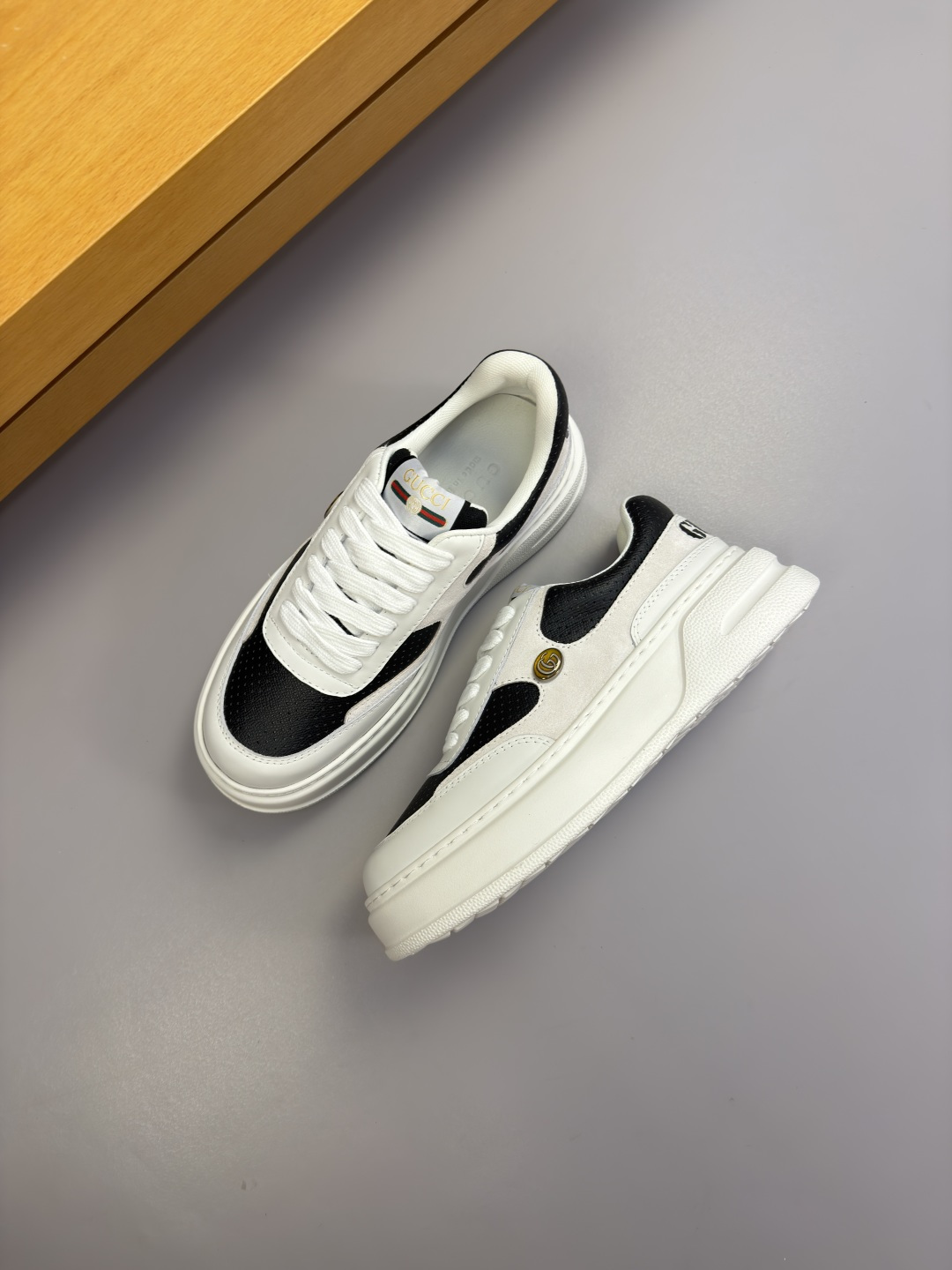 Gucci 復刻黑白拼色厚底休閒鞋 百搭潮流運動鞋| 13 Gucci 復刻黑白拼色厚底休閒鞋 百搭潮流運動鞋