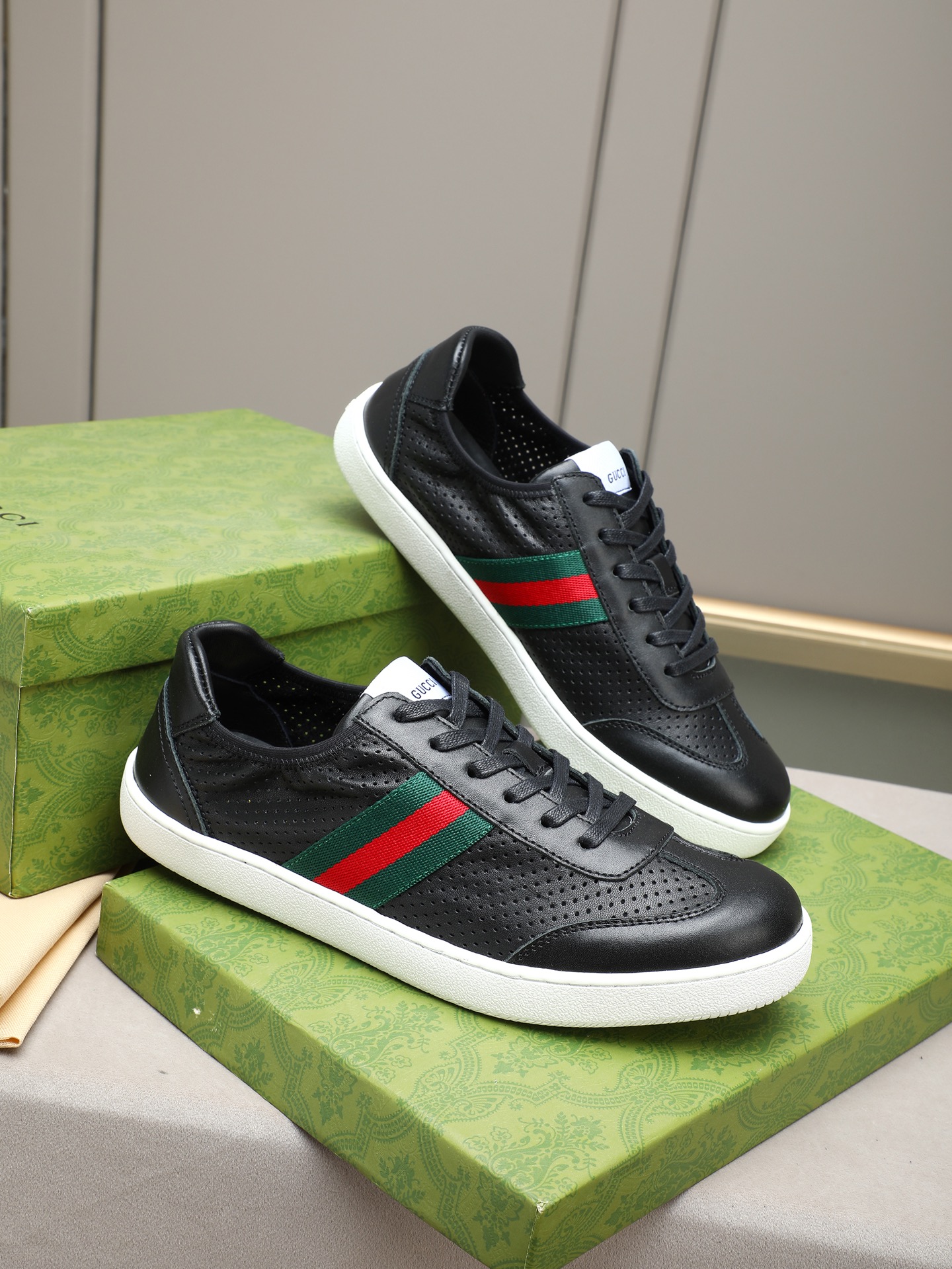 Gucci A貨黑色紅綠織帶休閒鞋 精品百搭運動鞋| 12 Gucci A貨黑色紅綠織帶休閒鞋 精品百搭運動鞋